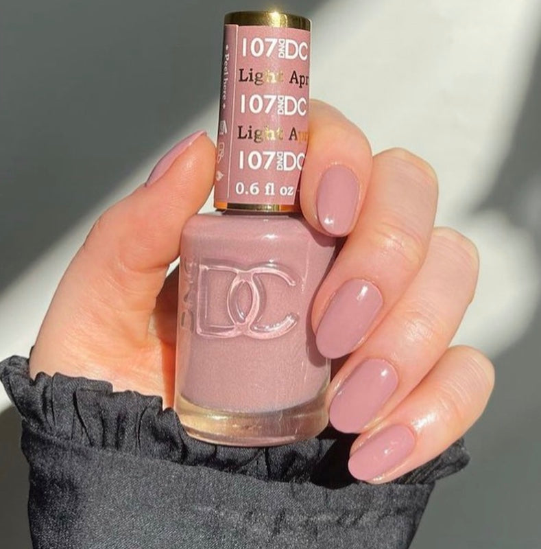 DC107 - Light Apricot - GEL POLISH & MATCHING LACQUER