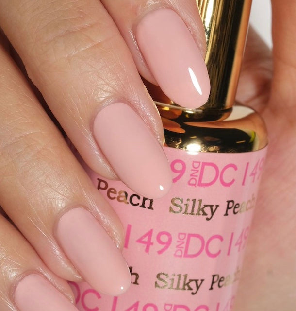 DC149 - Silky Peach - GEL POLISH & MATCHING LACQUER