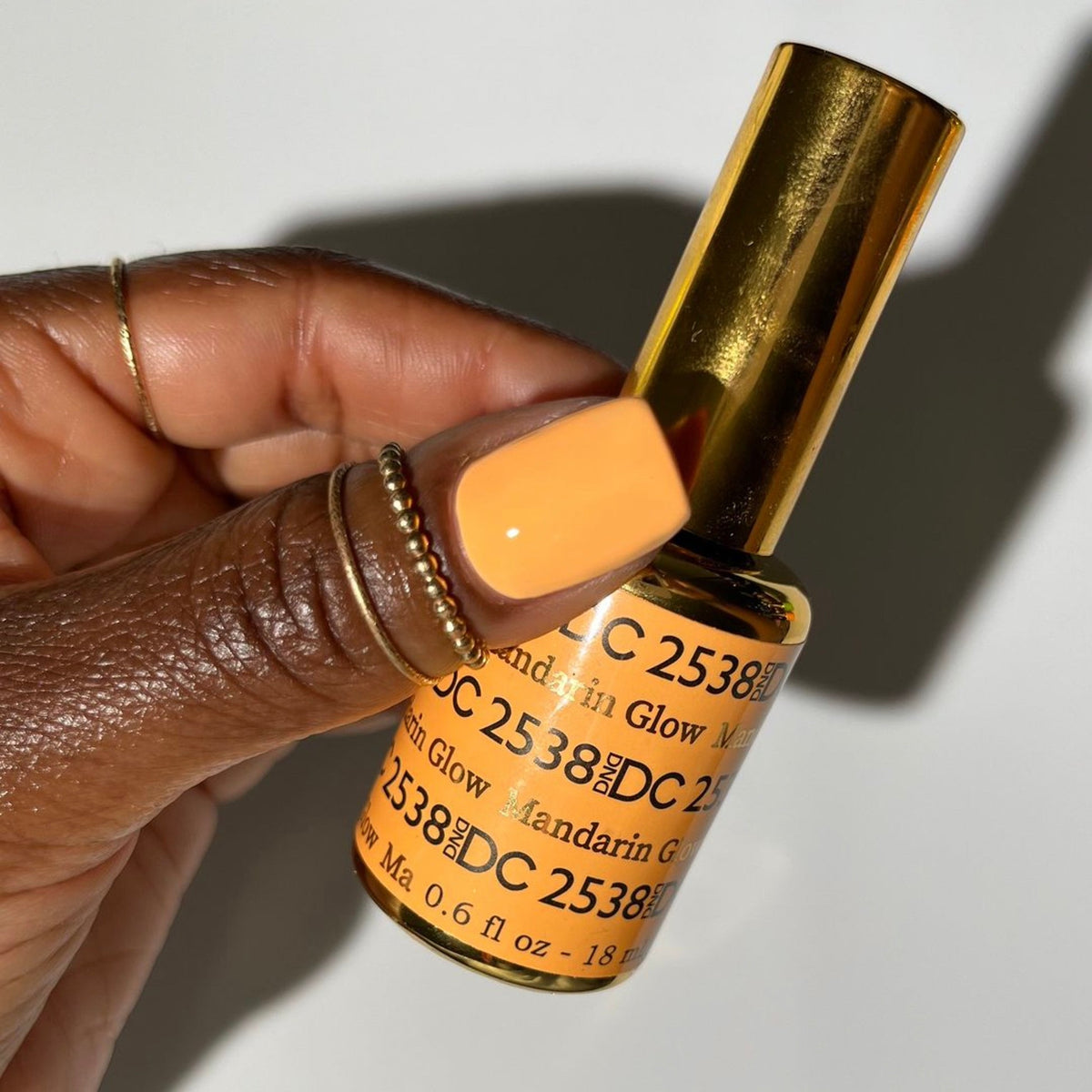 DC2538 - Mandarin Glow - GEL POLISH & MATCHING LACQUER