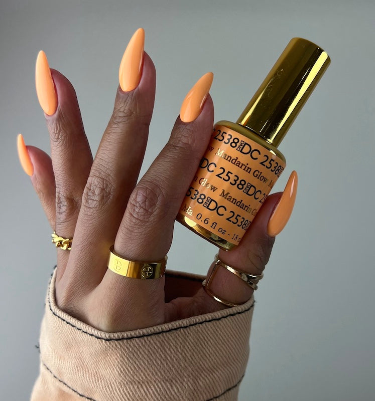 DC2538 - Mandarin Glow - GEL POLISH & MATCHING LACQUER