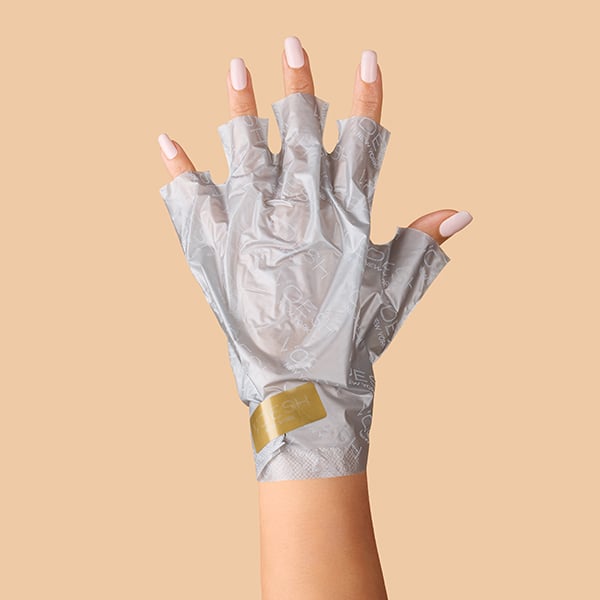 Voesh - Collagen Gloves with Cannabis Sativa Seed Oil - VHM212CBD