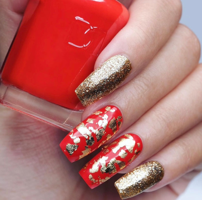 DND637 - Lucky Red - DND Matching Gel & Nail Polish