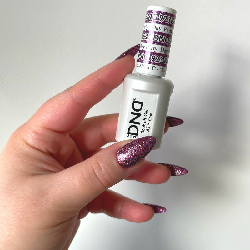 DND923 - Day Party - DND Matching Gel & Nail Polish