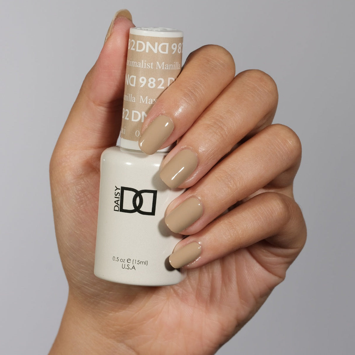 DND982 - Maximalist Manilla - DND Matching Gel & Nail Polish