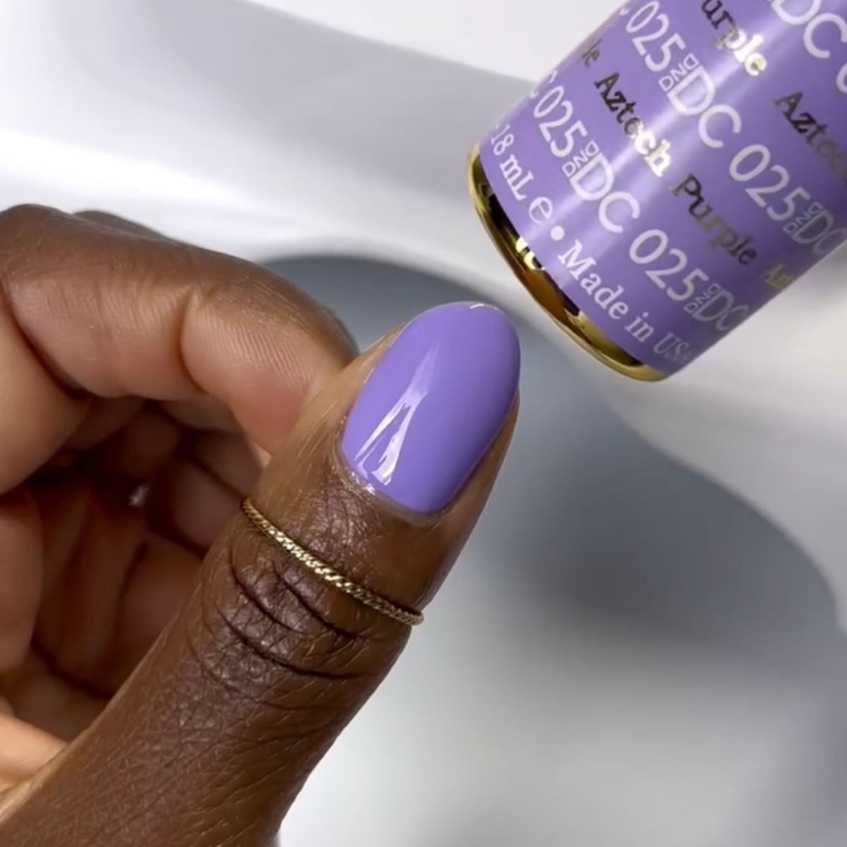 DC025 - Aztech Purple - GEL POLISH & MATCHING LACQUER