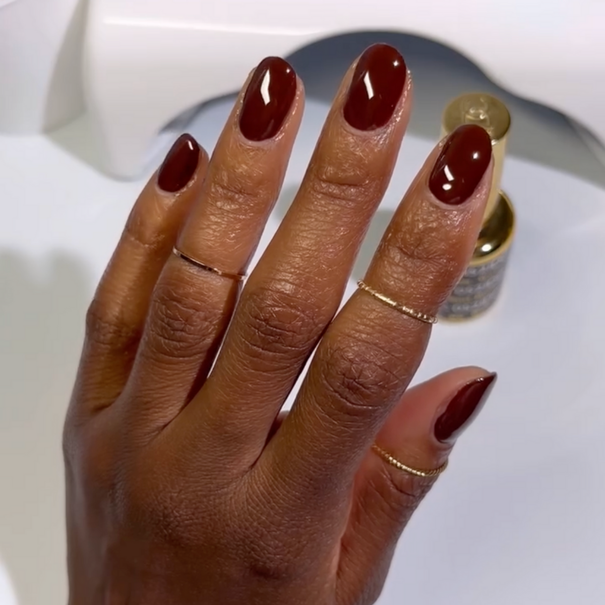 DC052 - Walnut Brown - GEL POLISH & MATCHING LACQUER