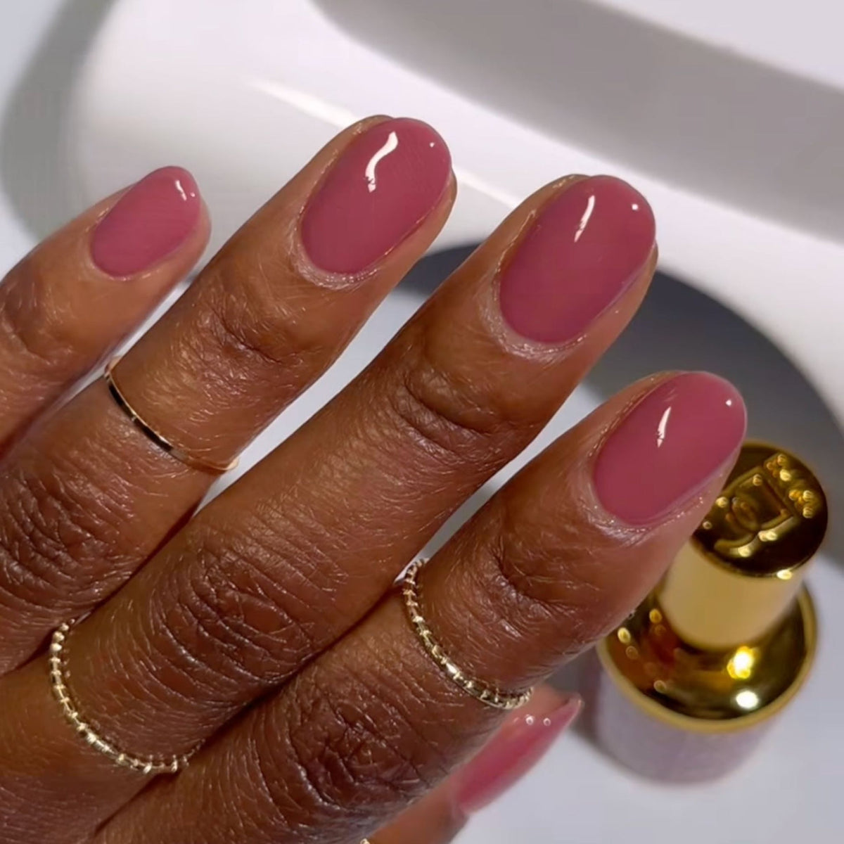 DC175 - Berry Red - GEL POLISH & MATCHING LACQUER