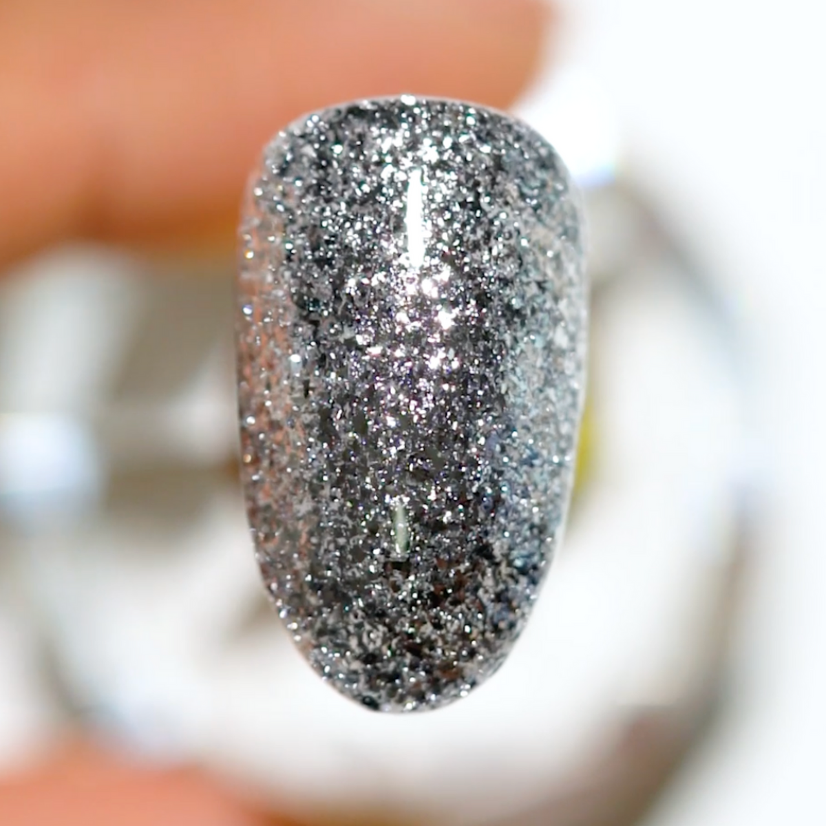 DC207 - Silver - GEL POLISH & MATCHING LACQUER