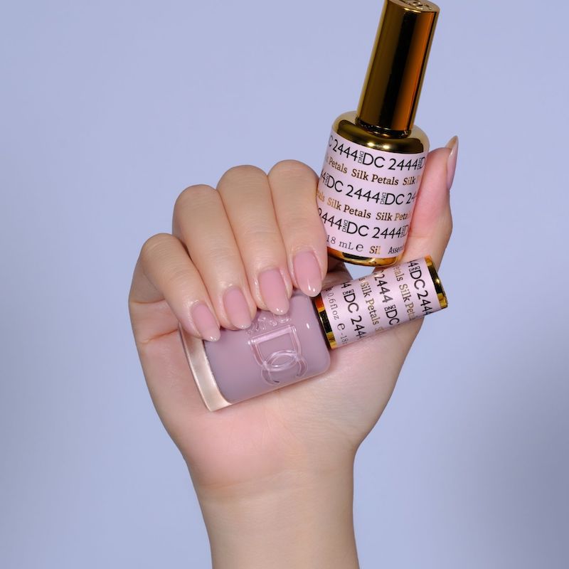 DC2444 - Silk Petals - GEL POLISH & MATCHING LACQUER