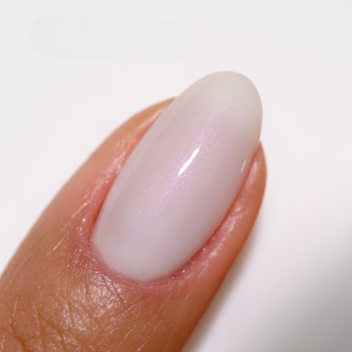 DC2460 - Coconut Silk - GEL POLISH & MATCHING LACQUER