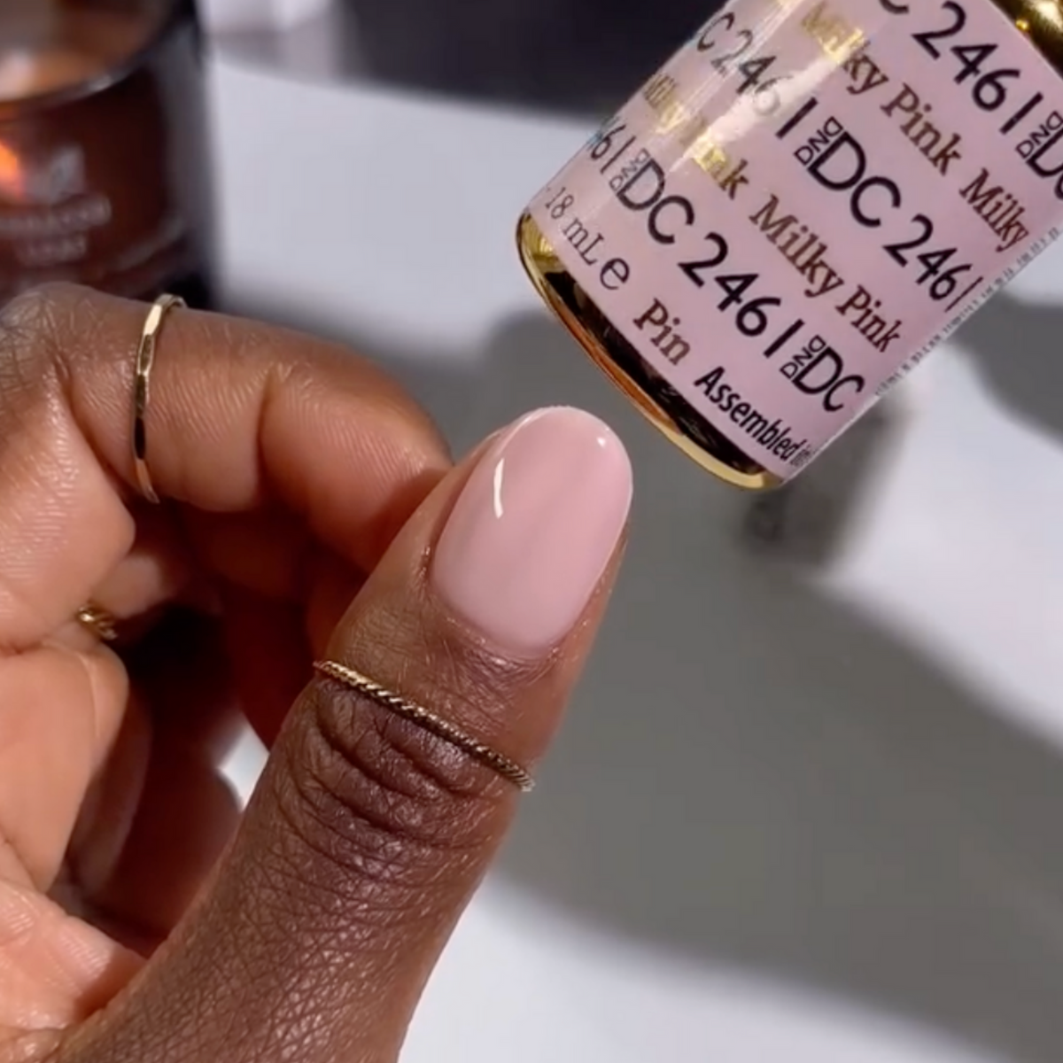 DC2461 - Milky Pink - GEL POLISH & MATCHING LACQUER