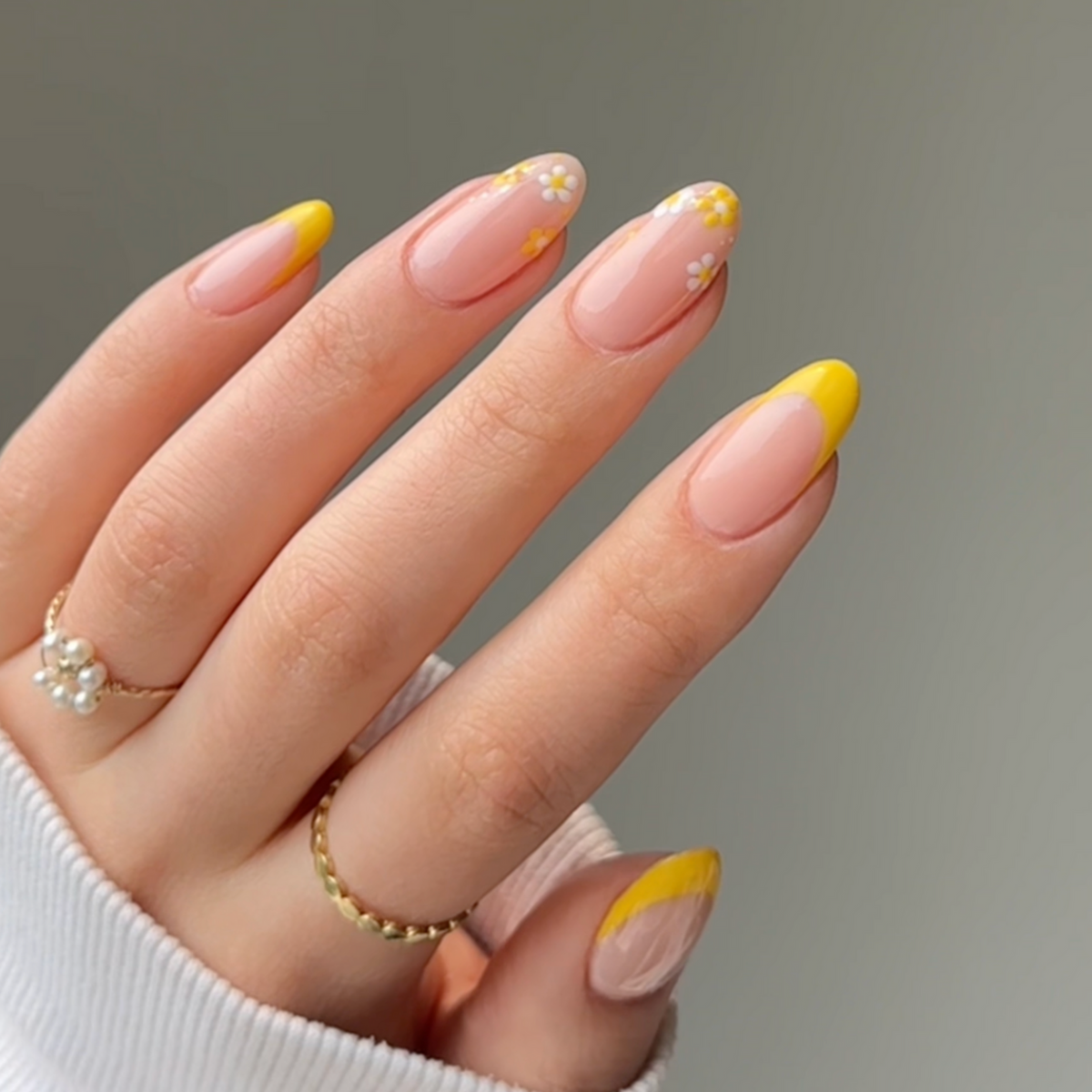 DC2516 - Sun Rebels - GEL POLISH & MATCHING LACQUER