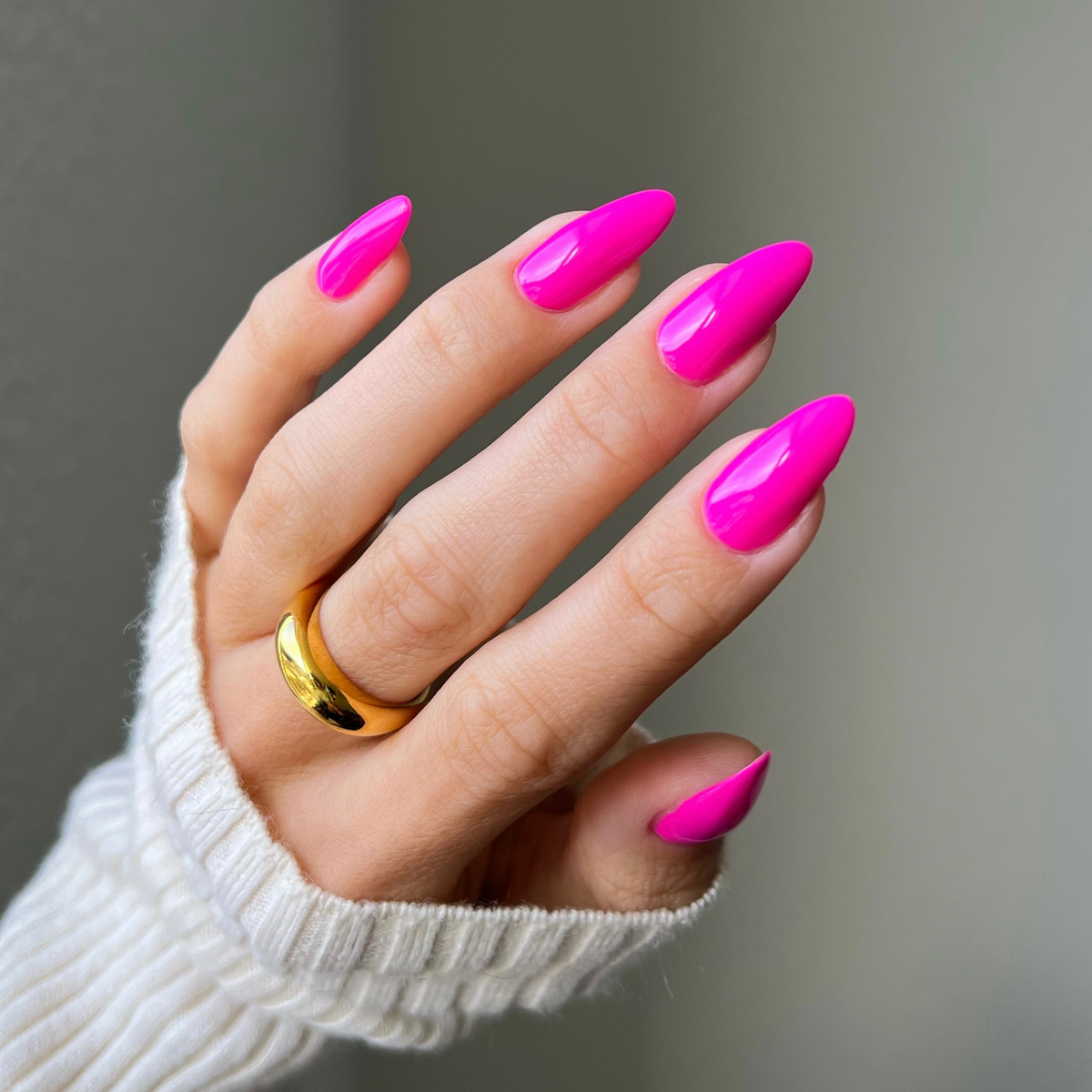 DC283 - Aroma - GEL POLISH & MATCHING LACQUER