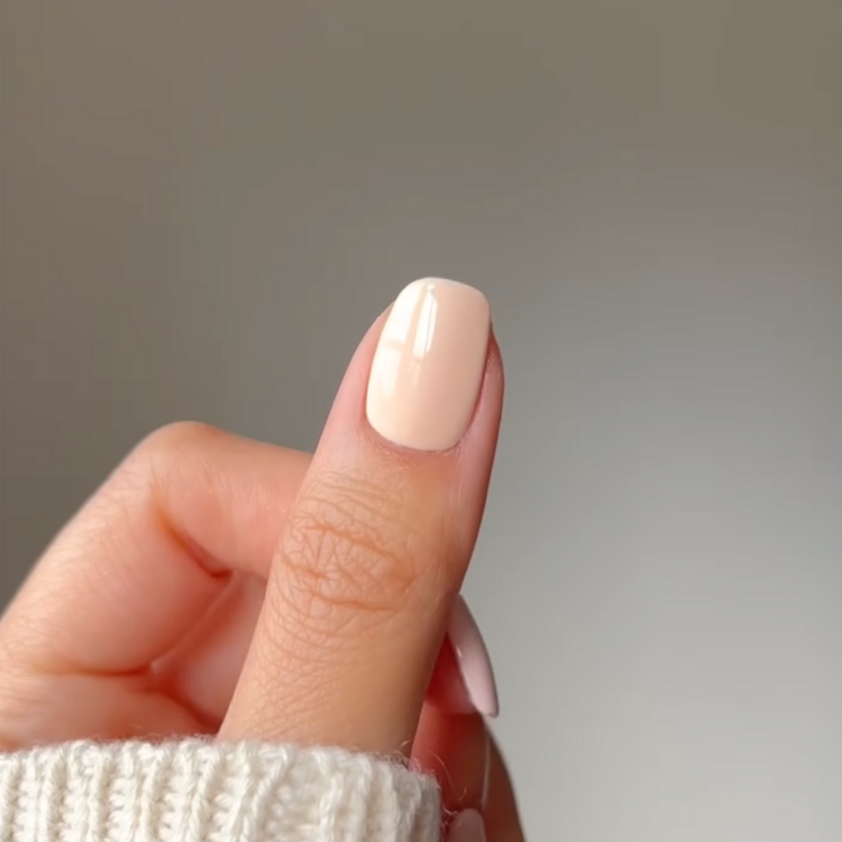 DC291 - Marshmallow Cloud - GEL POLISH & MATCHING LACQUER