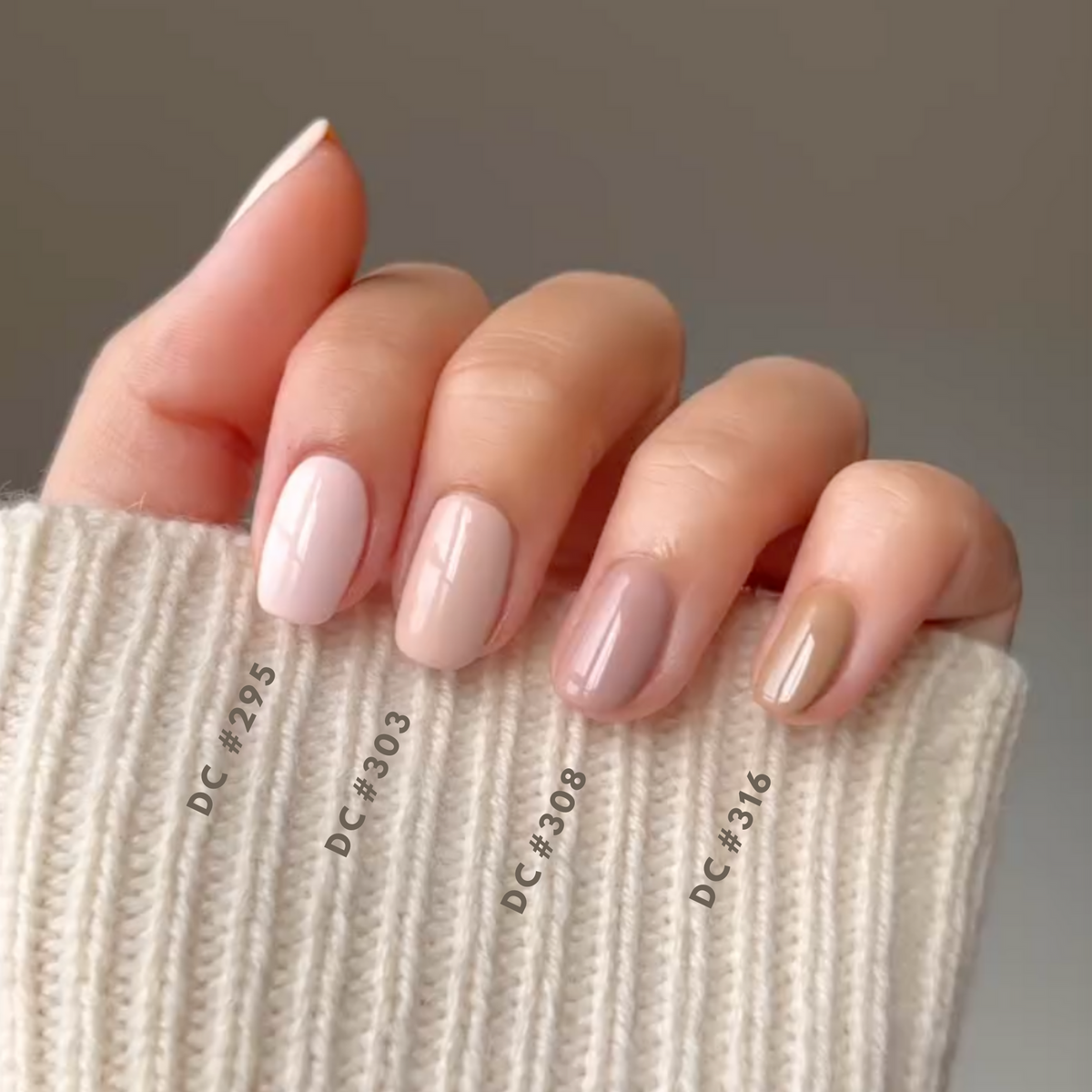 DC303 - Essential - GEL POLISH & MATCHING LACQUER