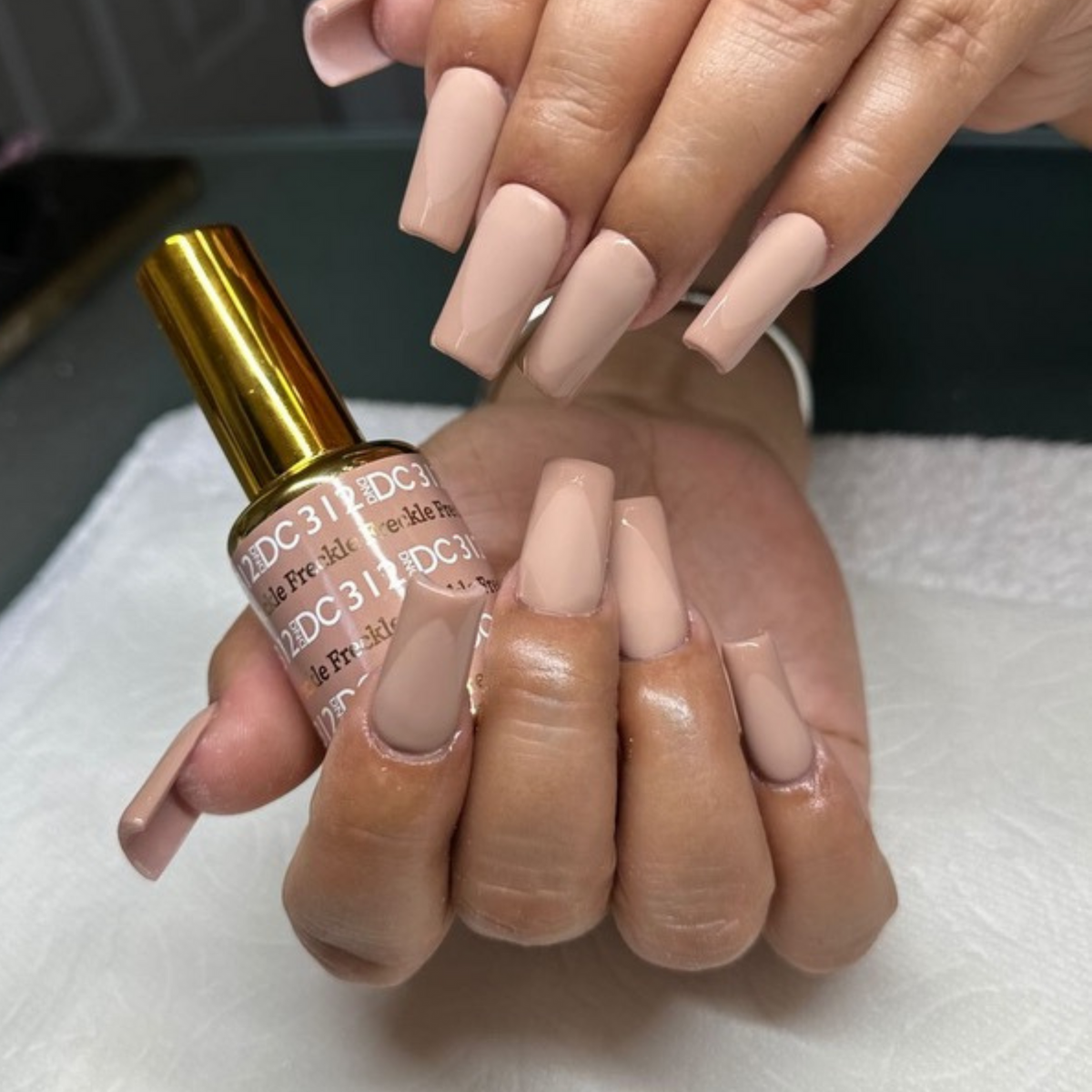 DC312 - Freckle - GEL POLISH & MATCHING LACQUER