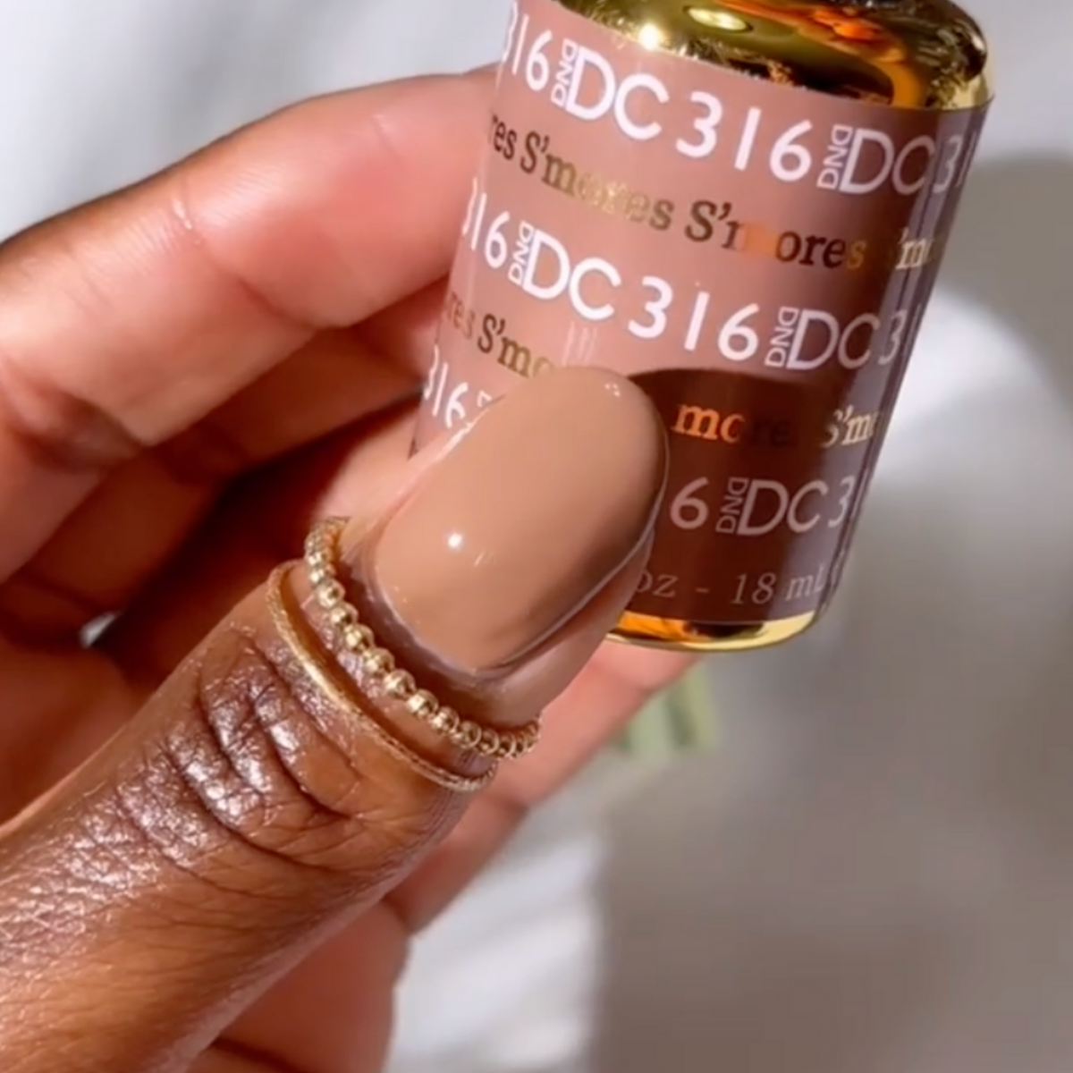 DC316 - S'mores - GEL POLISH & MATCHING LACQUER
