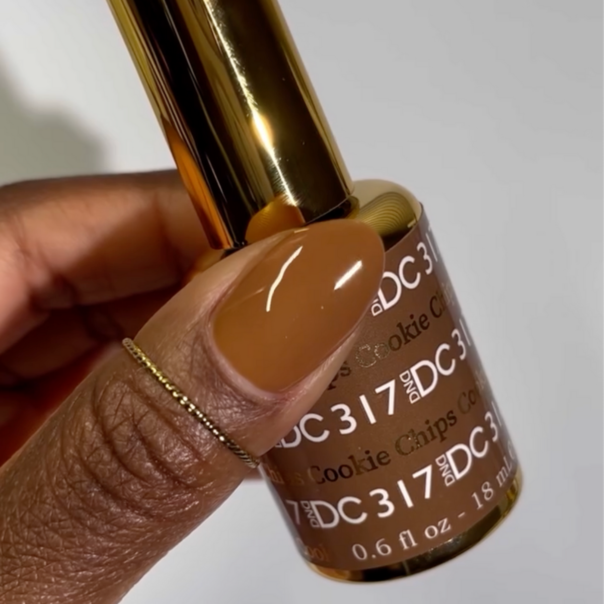 DC317 - Cookie Chips - GEL POLISH & MATCHING LACQUER