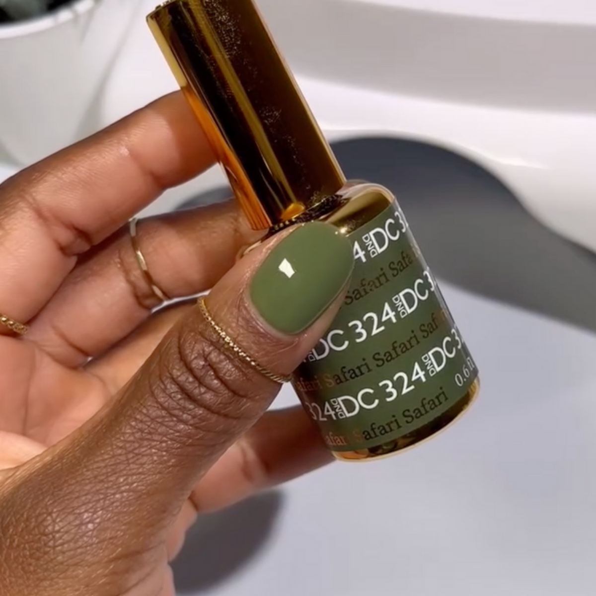 DC324 - Safari - GEL POLISH & MATCHING LACQUER