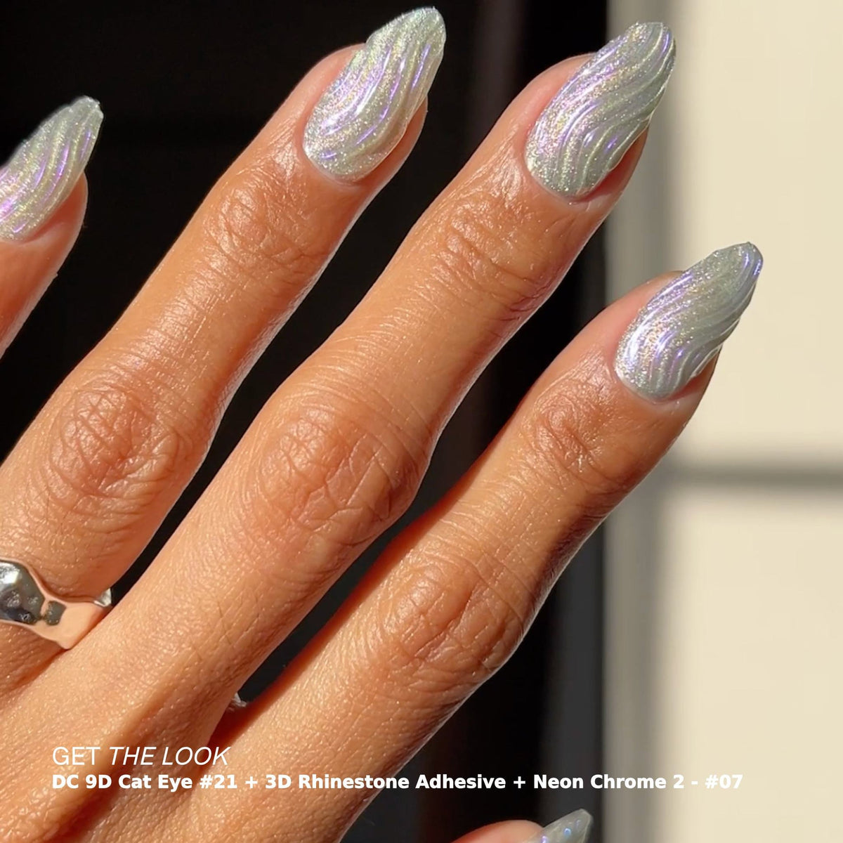 DC21 - Holo Dancer - GEL POLISH & MATCHING LACQUER