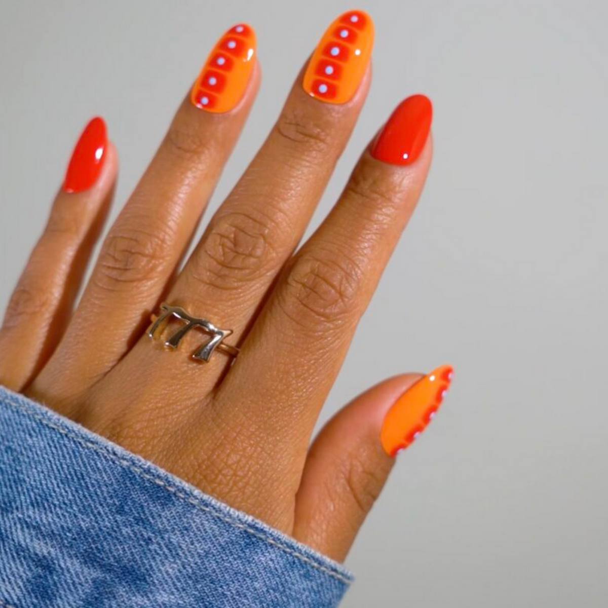 Blooming Gel - Black - GEL POLISH & MATCHING LACQUER