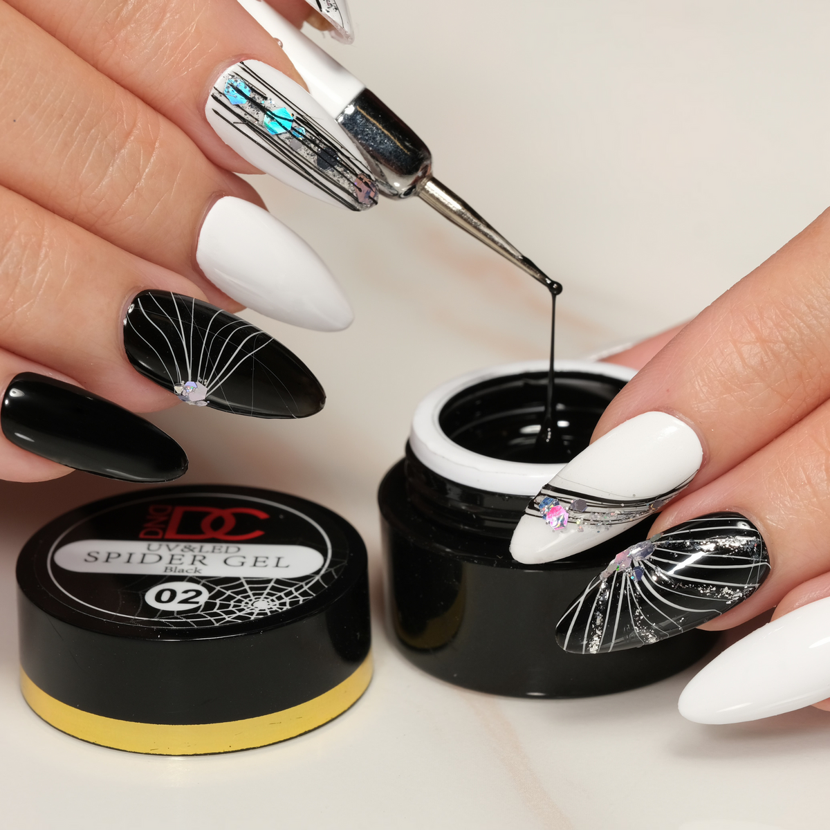 DC02 - Black - GEL POLISH & MATCHING LACQUER