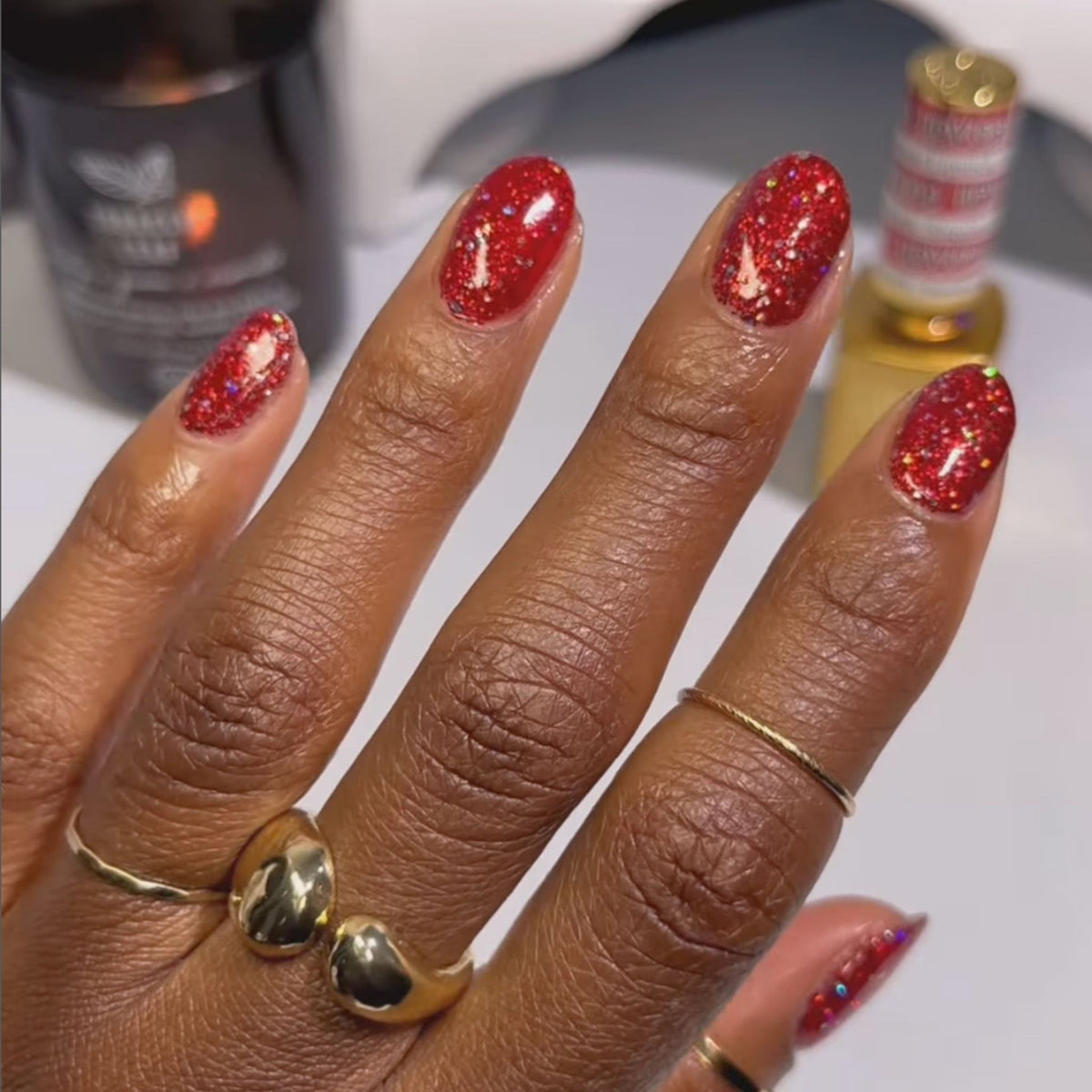 DIVA034 - Sequin Lipstick DIVA - GEL POLISH & MATCHING LACQUER