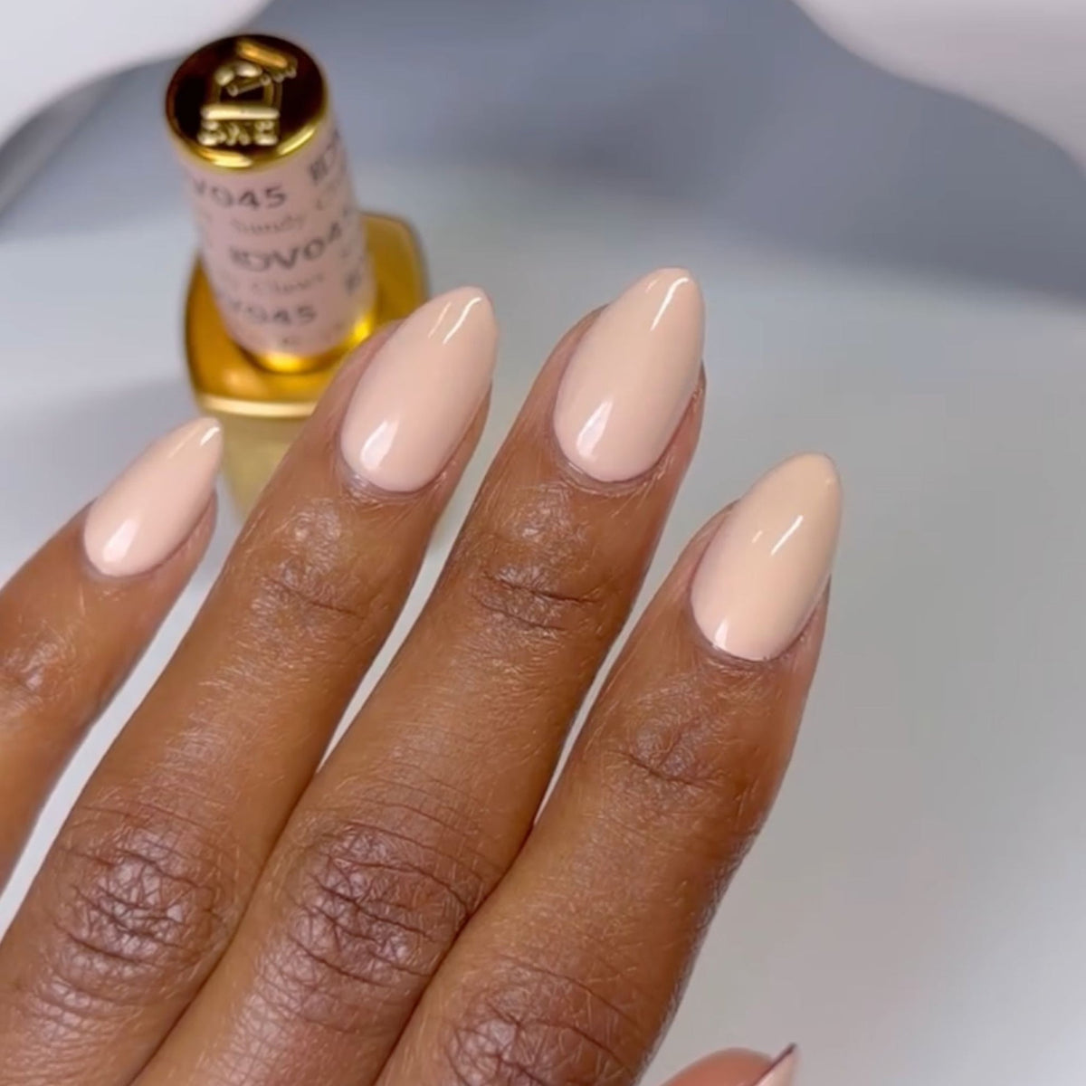 DIVA045 - Sandy Claws DIVA - GEL POLISH & MATCHING LACQUER