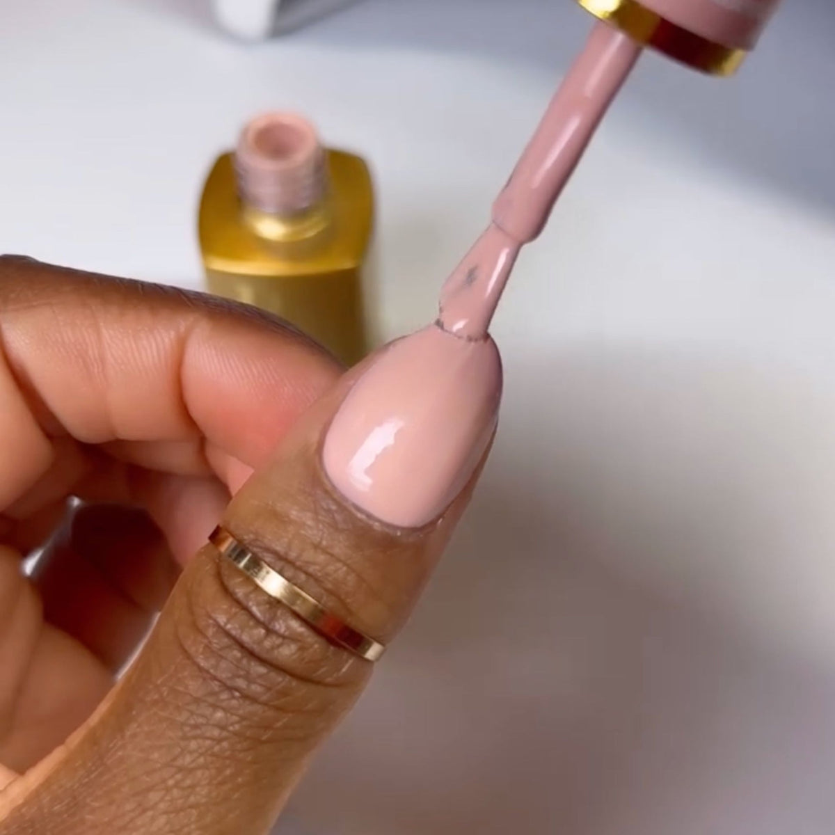 DIVA050 - Pinky Nude DIVA - GEL POLISH & MATCHING LACQUER