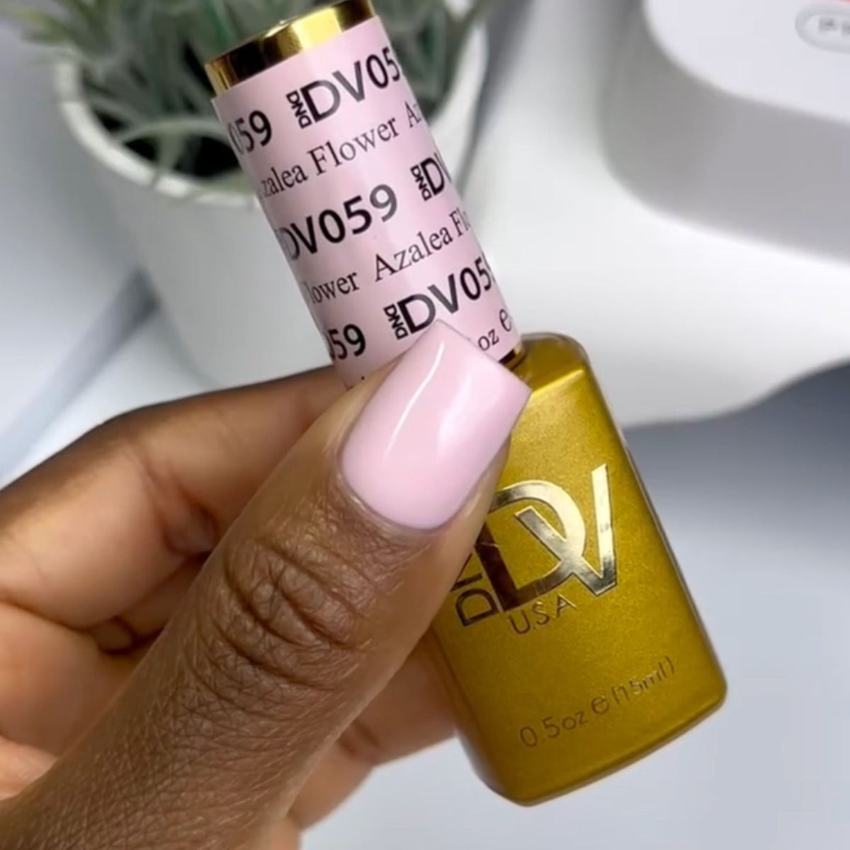 DIVA059 - Azalea Flower DIVA - GEL POLISH & MATCHING LACQUER