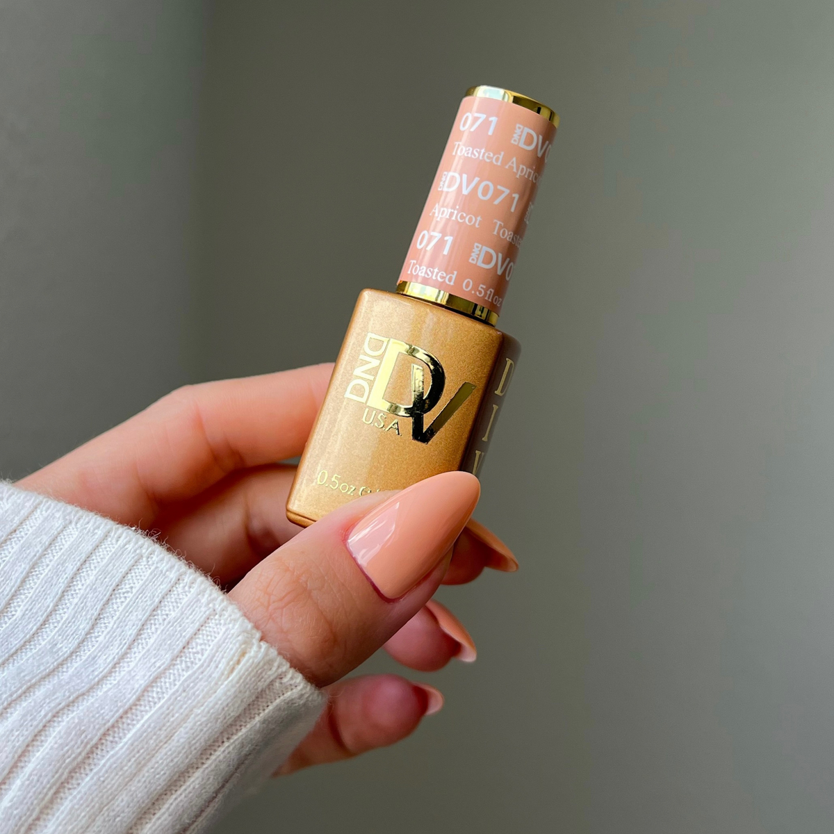 DIVA071 - Toasted Apricot DIVA - GEL POLISH & MATCHING LACQUER