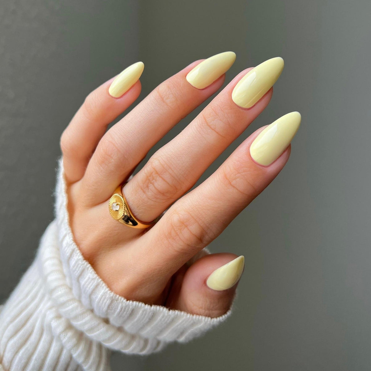DIVA082 - Sunny Delight DIVA - GEL POLISH & MATCHING LACQUER