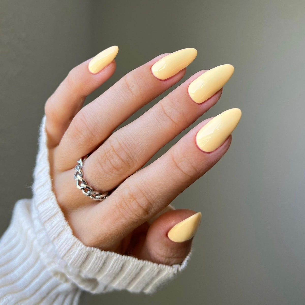 DIVA086 - Durian, Plz DIVA - GEL POLISH & MATCHING LACQUER