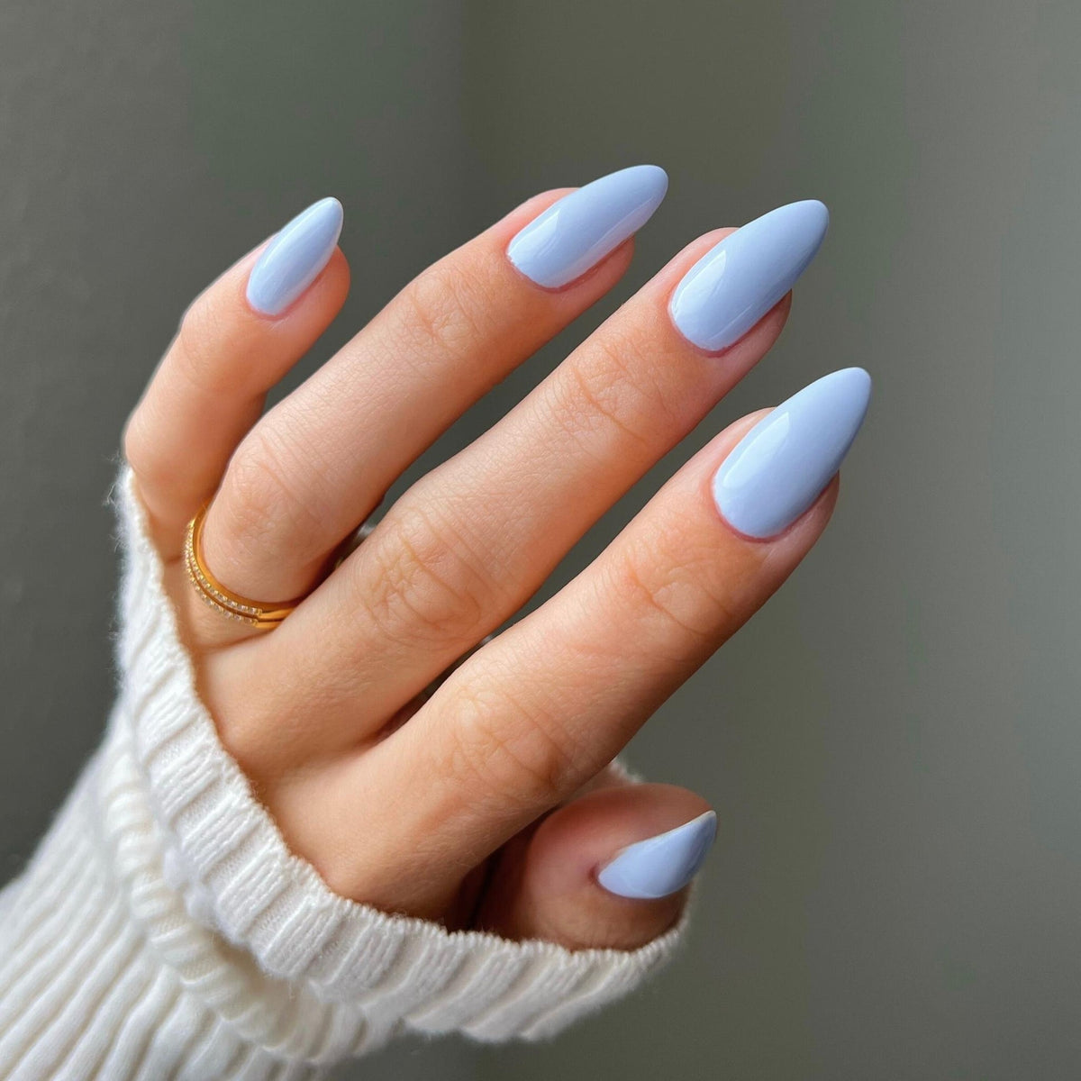 DIVA107 - Periwinkle Tides DIVA - GEL POLISH & MATCHING LACQUER