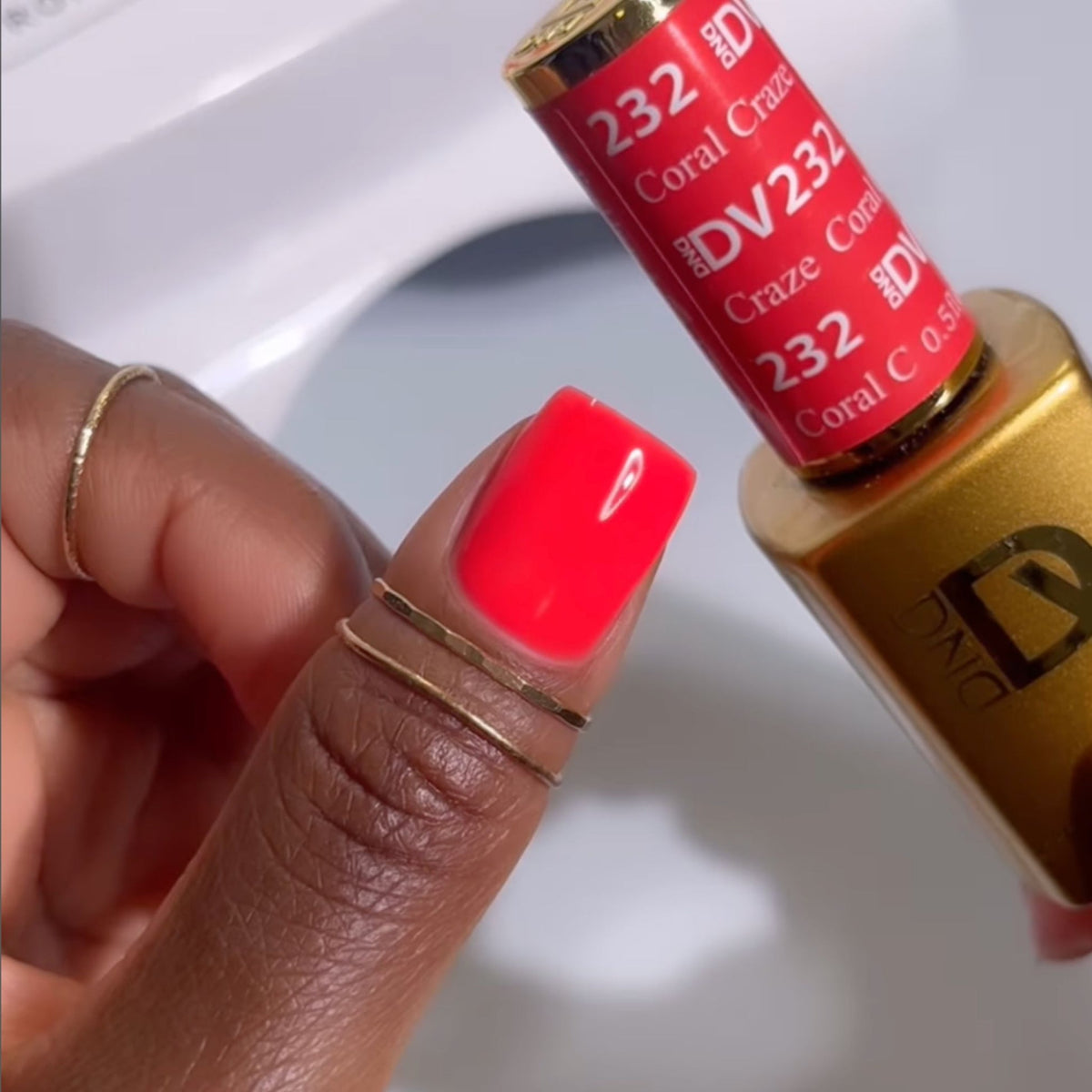 DIVA232 - Coral Craze DIVA - GEL POLISH & MATCHING LACQUER