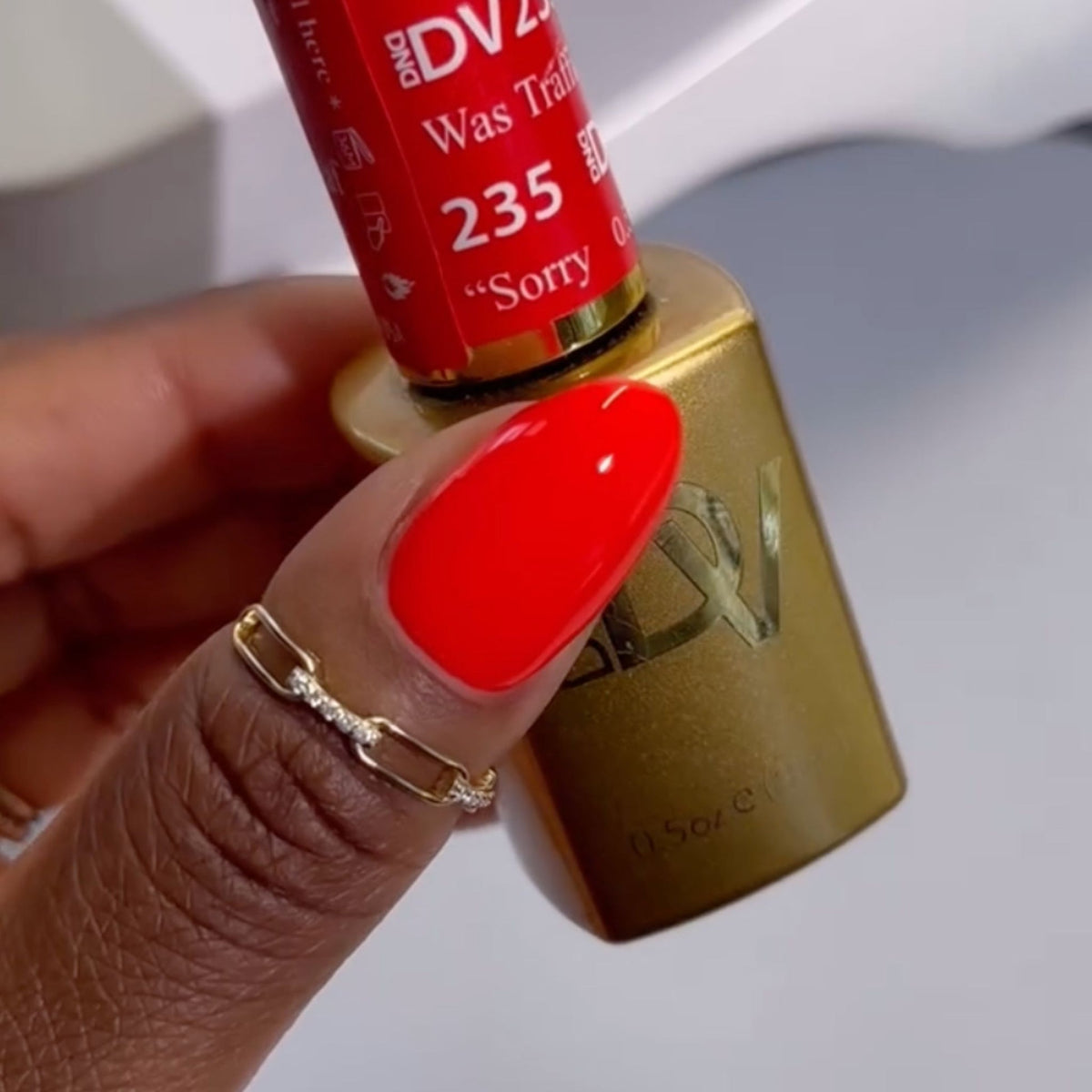 DIVA235 - “Sorry There Was Traffic” DIVA - GEL POLISH & MATCHING LACQUER