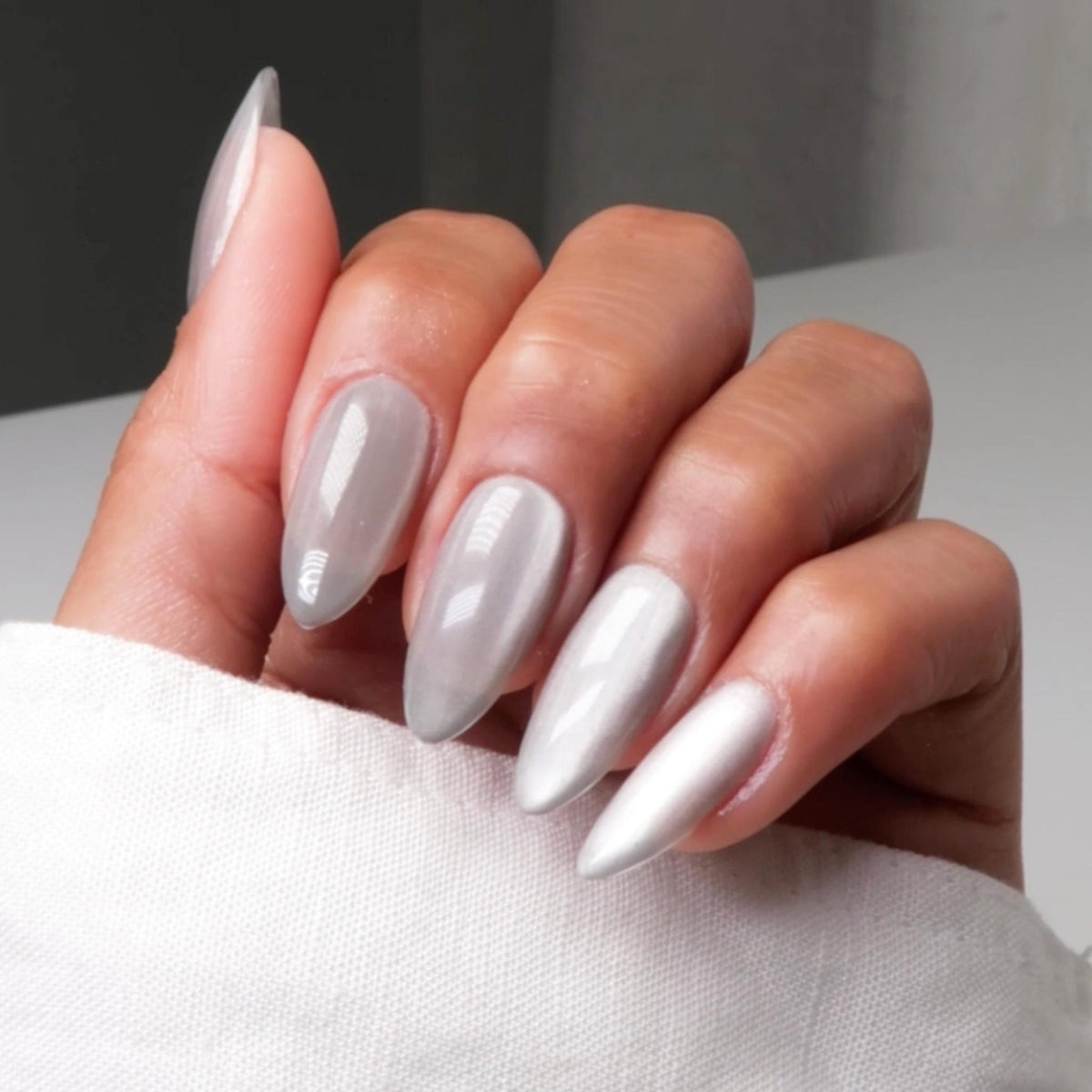 DIVA01 - Mirror-acle - GEL POLISH & MATCHING LACQUER