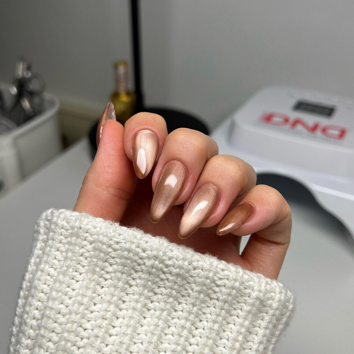 DIVA07 - Tiger Eyes - GEL POLISH & MATCHING LACQUER