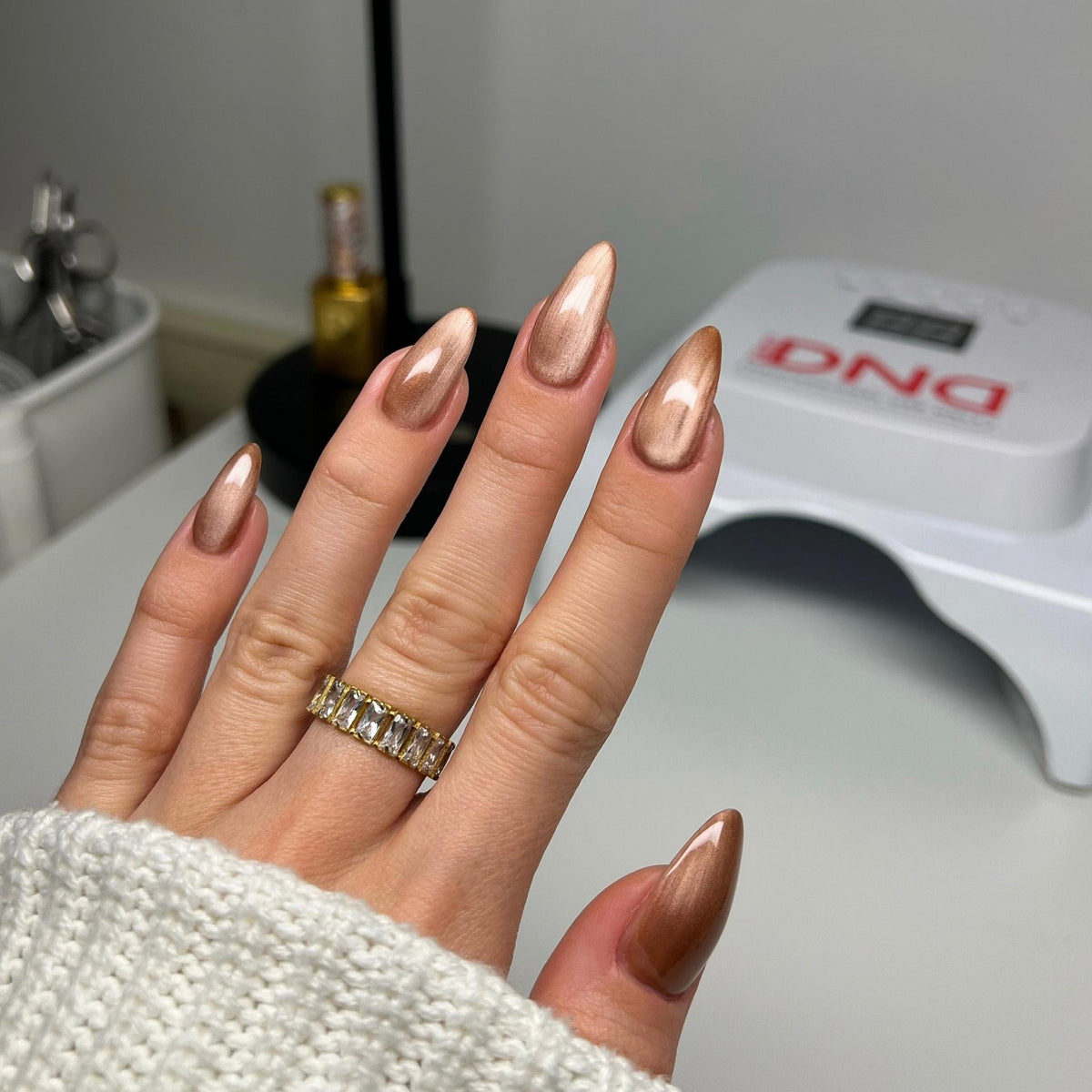 DIVA07 - Tiger Eyes - GEL POLISH & MATCHING LACQUER
