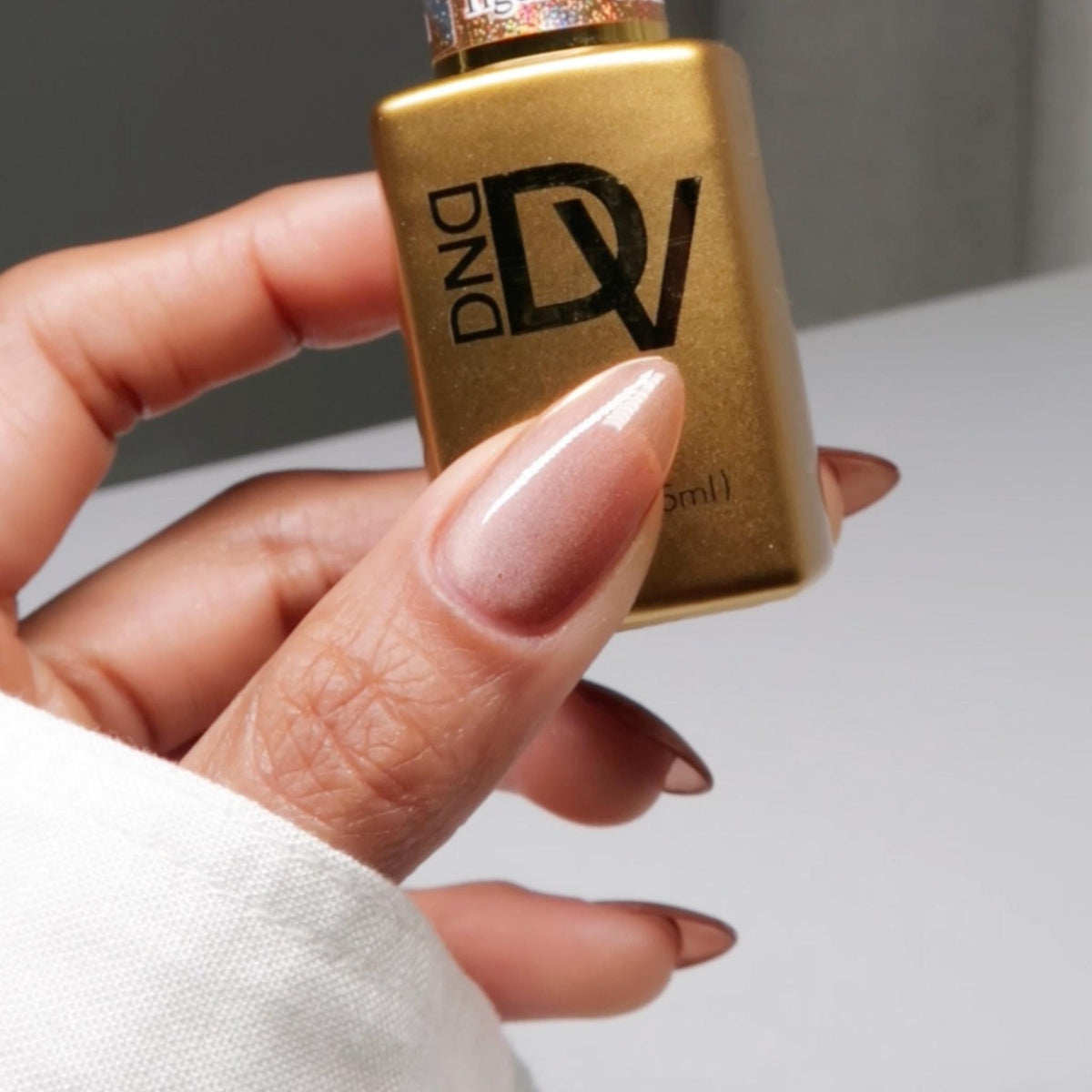 DIVA07 - Tiger Eyes - GEL POLISH & MATCHING LACQUER