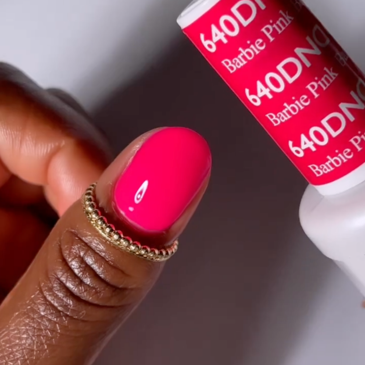 DND640 - Barbie Pink - DND Matching Gel & Nail Polish