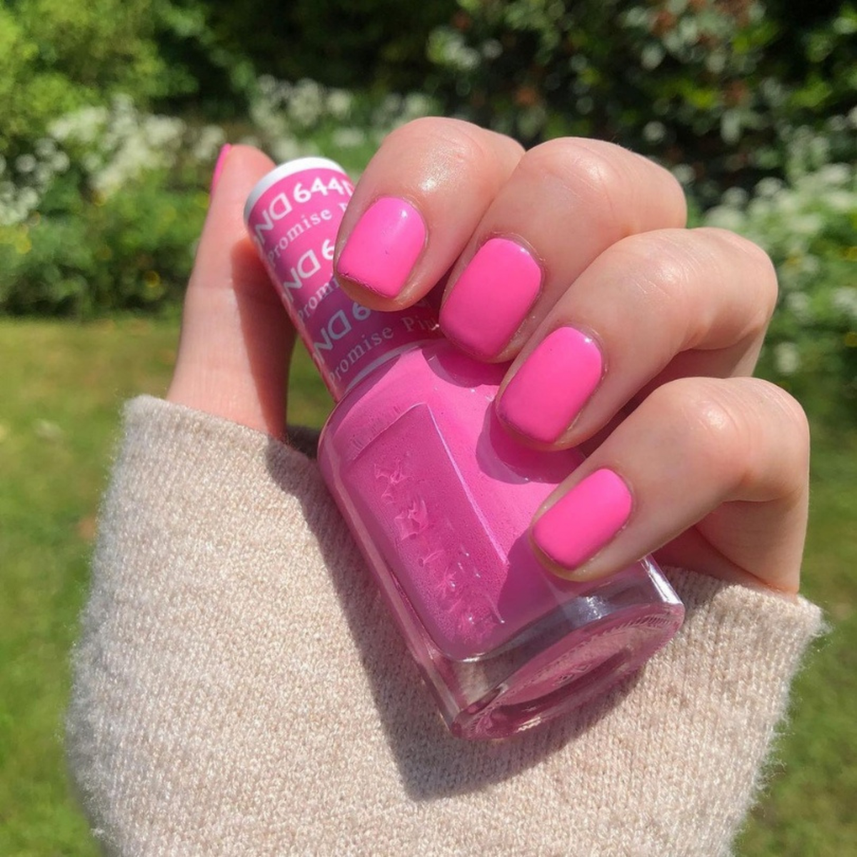 DND644 - Pinkie Promise - DND Matching Gel & Nail Polish