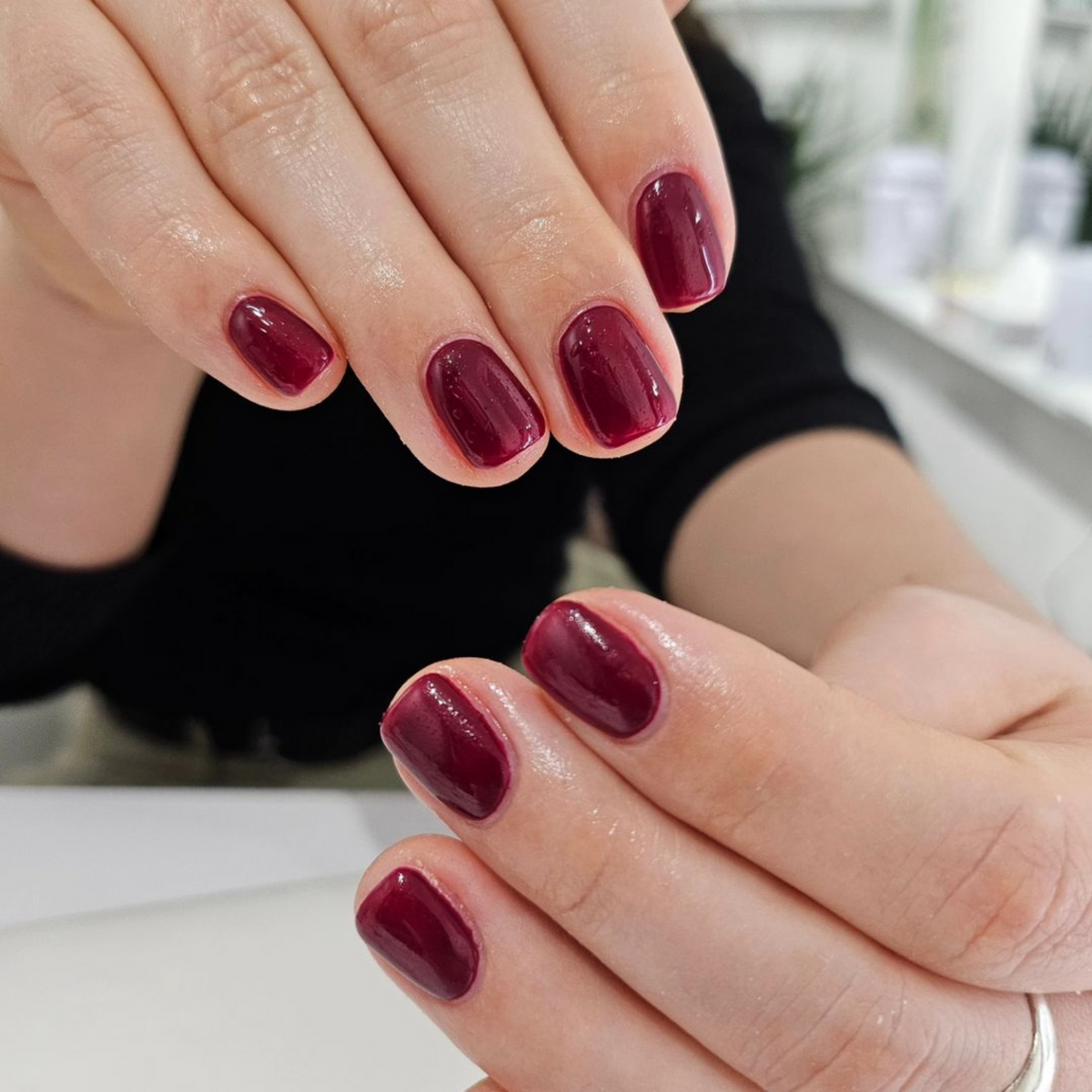 DND701 - Wanna Wine - DND Matching Gel & Nail Polish