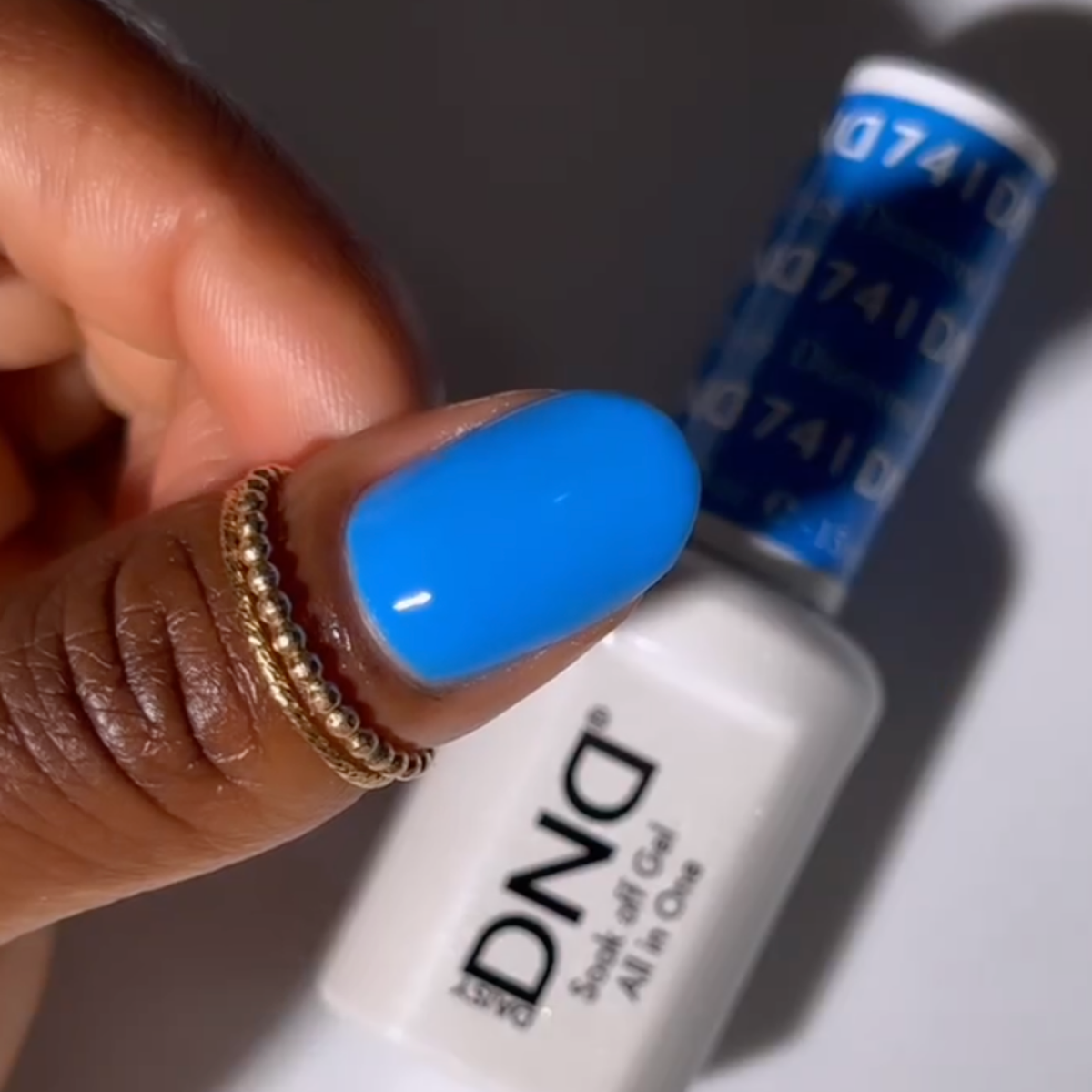 DND741 - Diamond Eyes - DND Matching Gel & Nail Polish