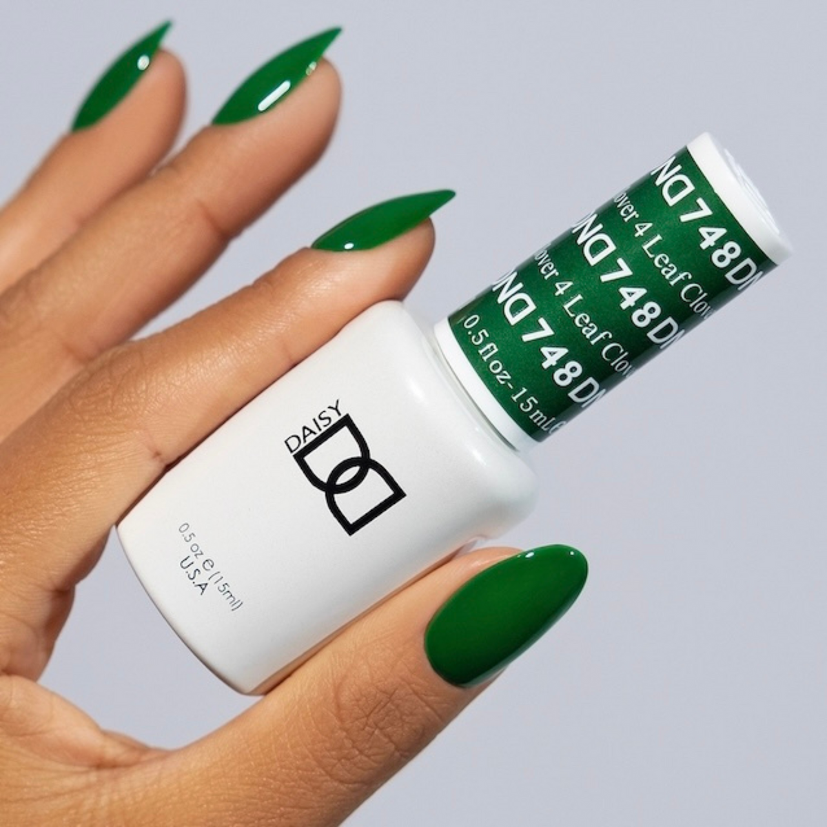 DND748 - 4 Leaf Clover - DND Matching Gel & Nail Polish