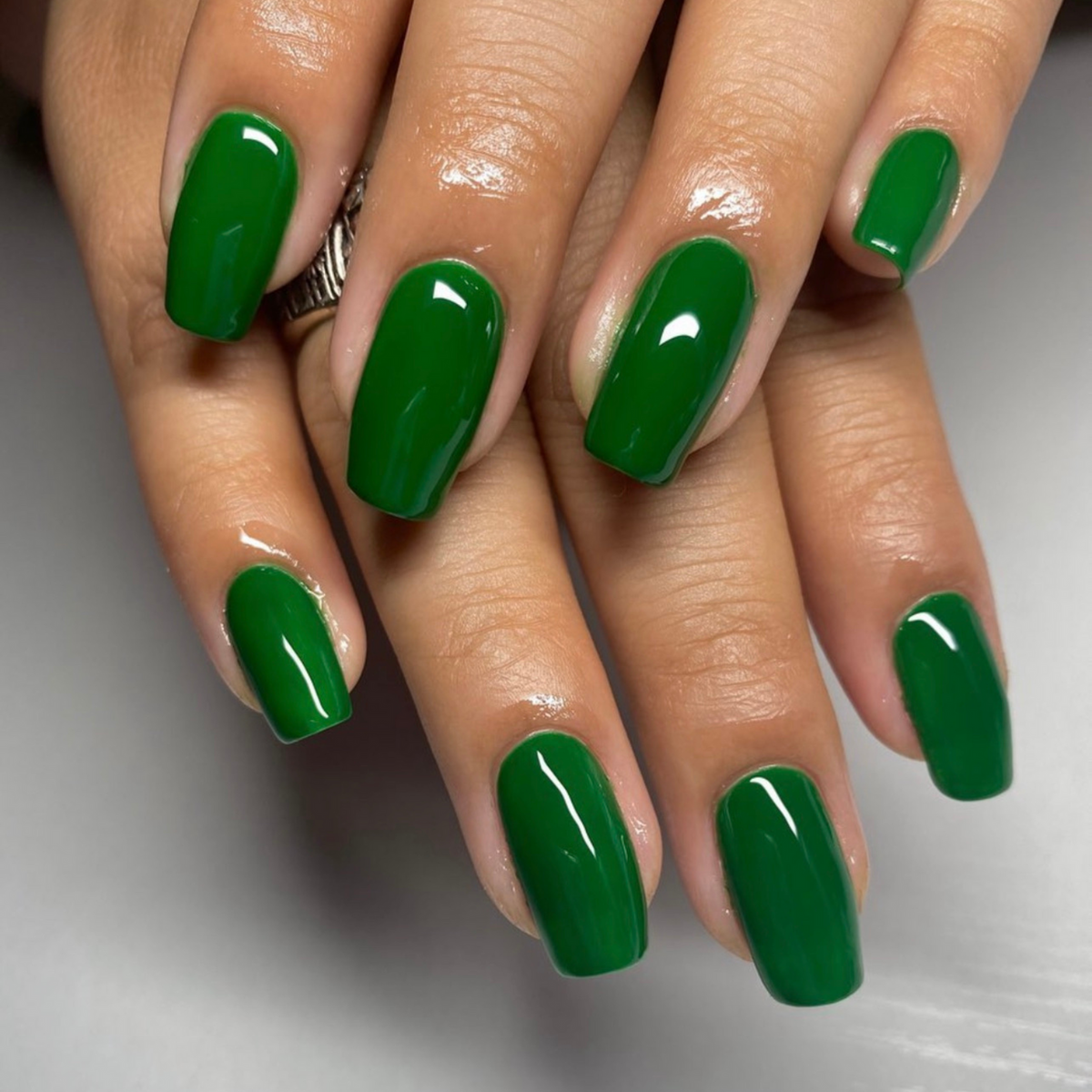 DND748 - 4 Leaf Clover - DND Matching Gel & Nail Polish