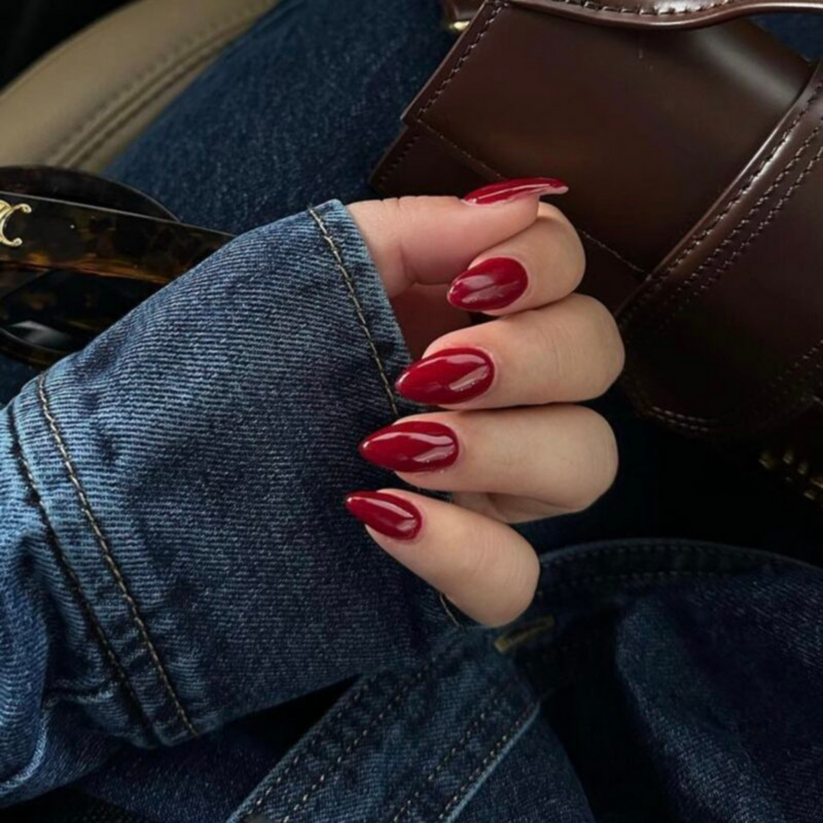 DND753 - Scarlett Dreams - DND Matching Gel & Nail Polish