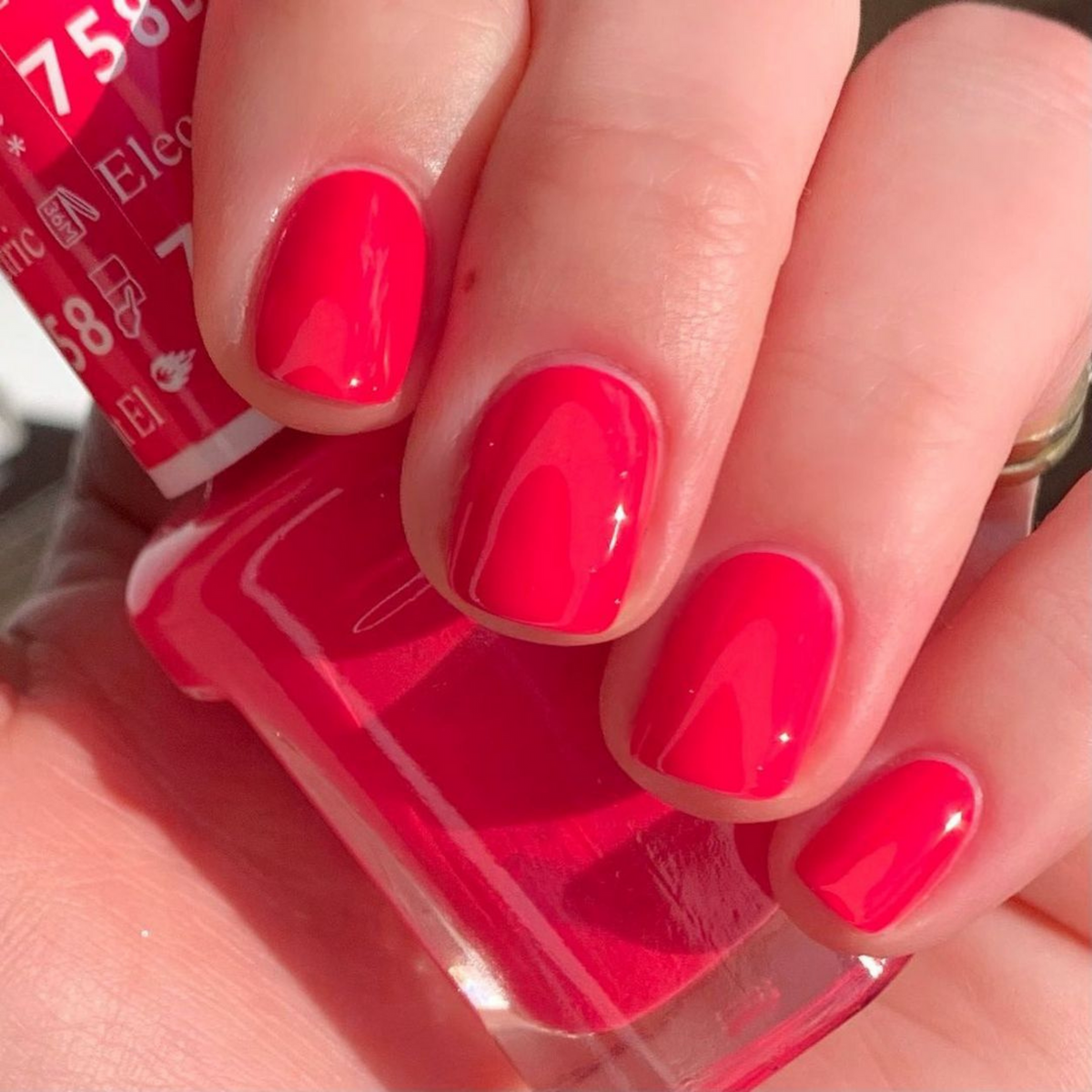 DND758 - Electric Night - DND Matching Gel & Nail Polish