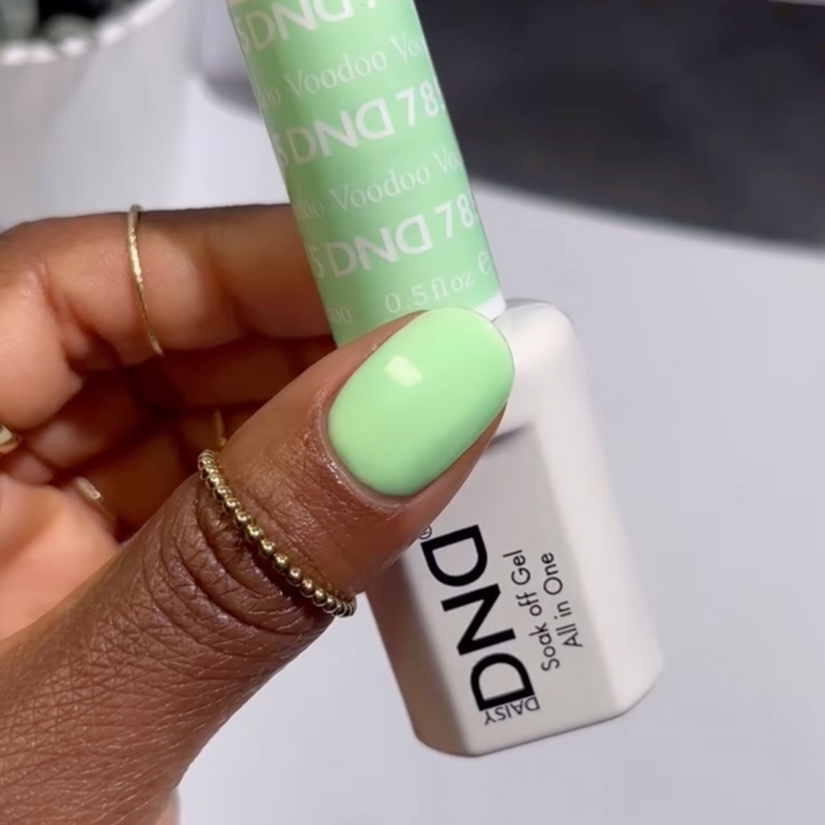 DND785 - Voodoo - DND Matching Gel & Nail Polish