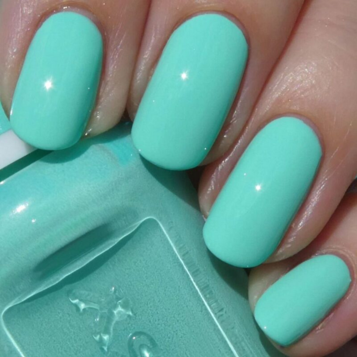 DND787 - Carousel - DND Matching Gel & Nail Polish